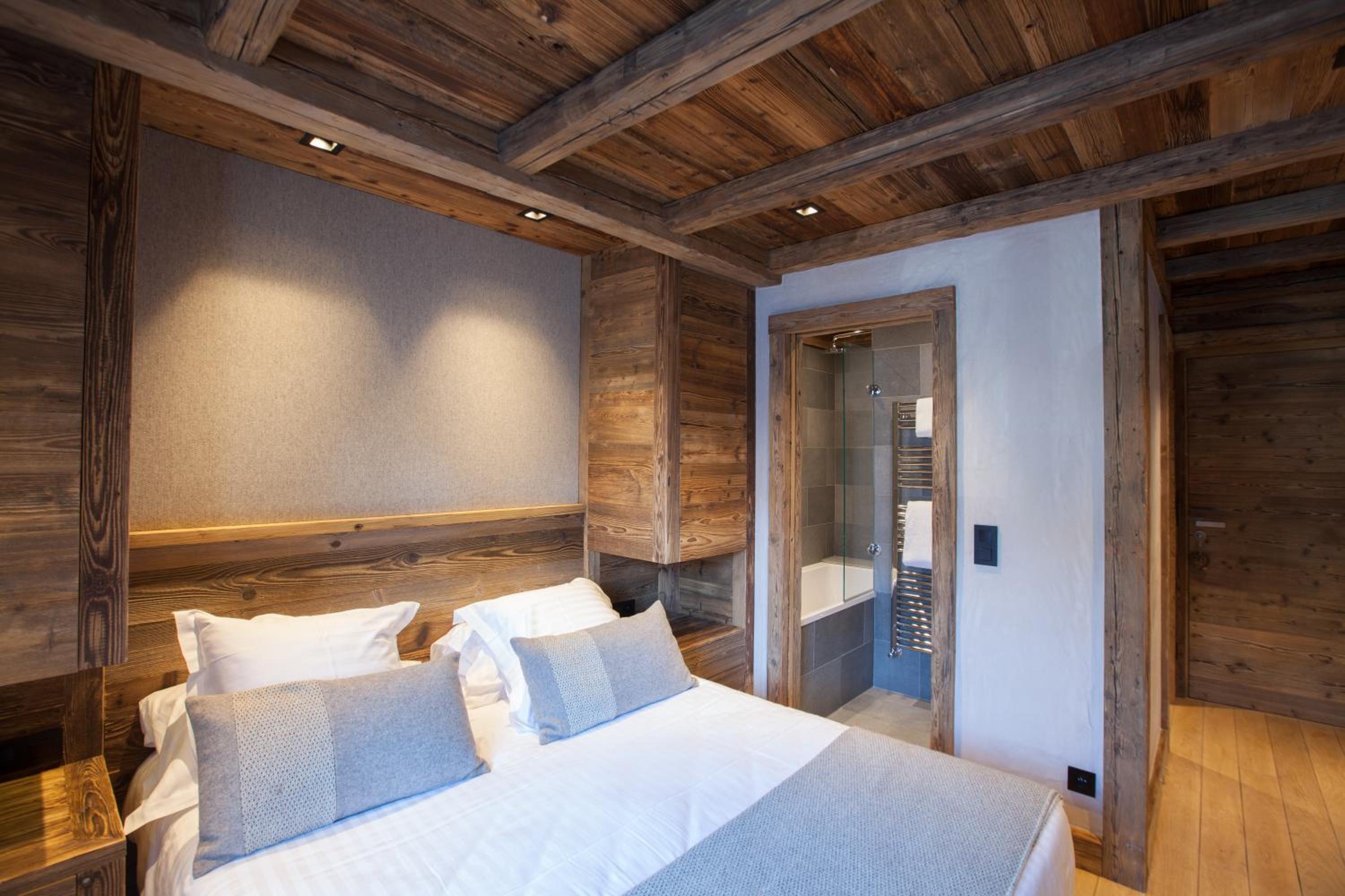 Standard Double Room - Photo 2