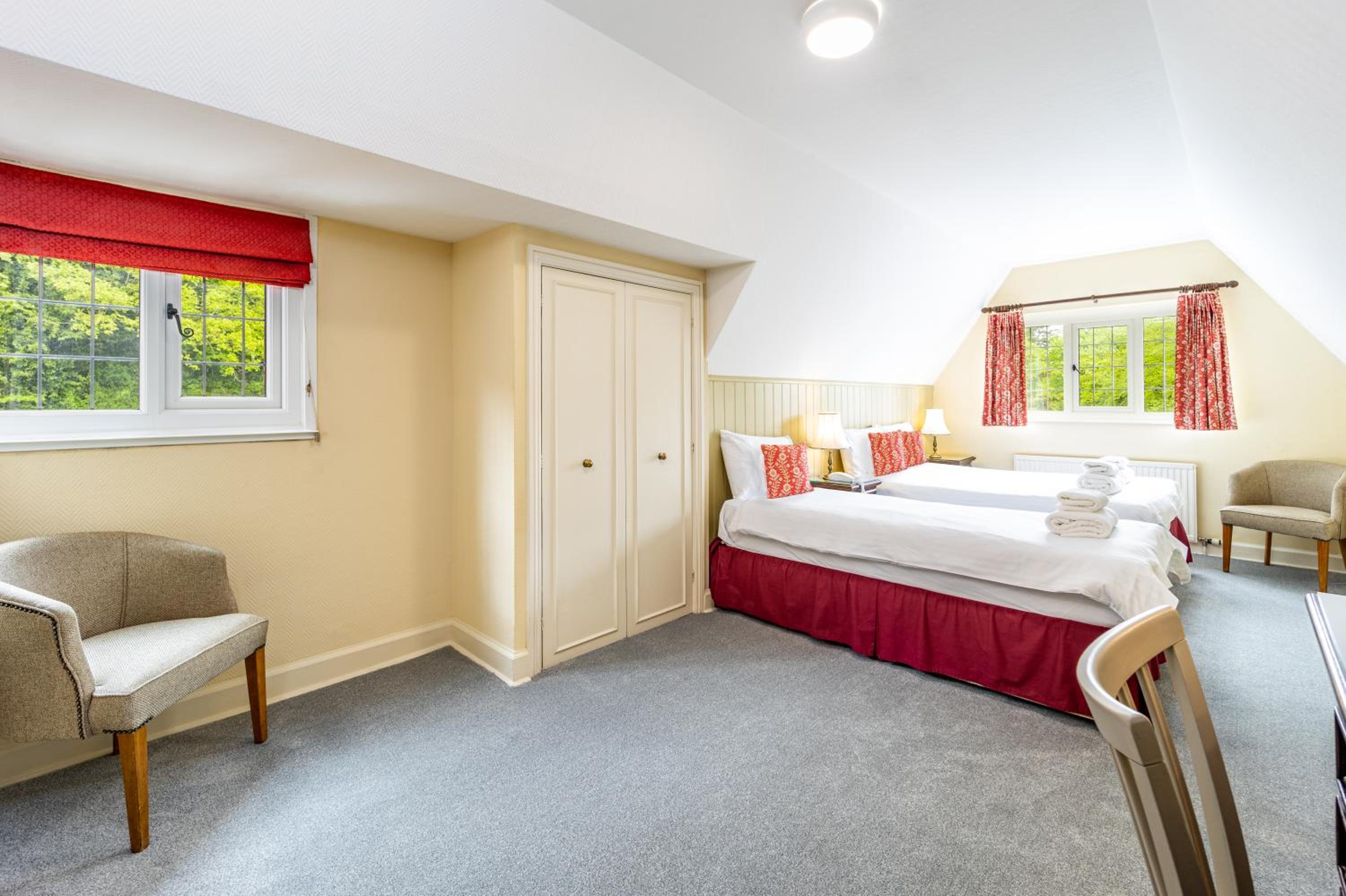 Family Room with Double and Single Beds - Non-Smoking