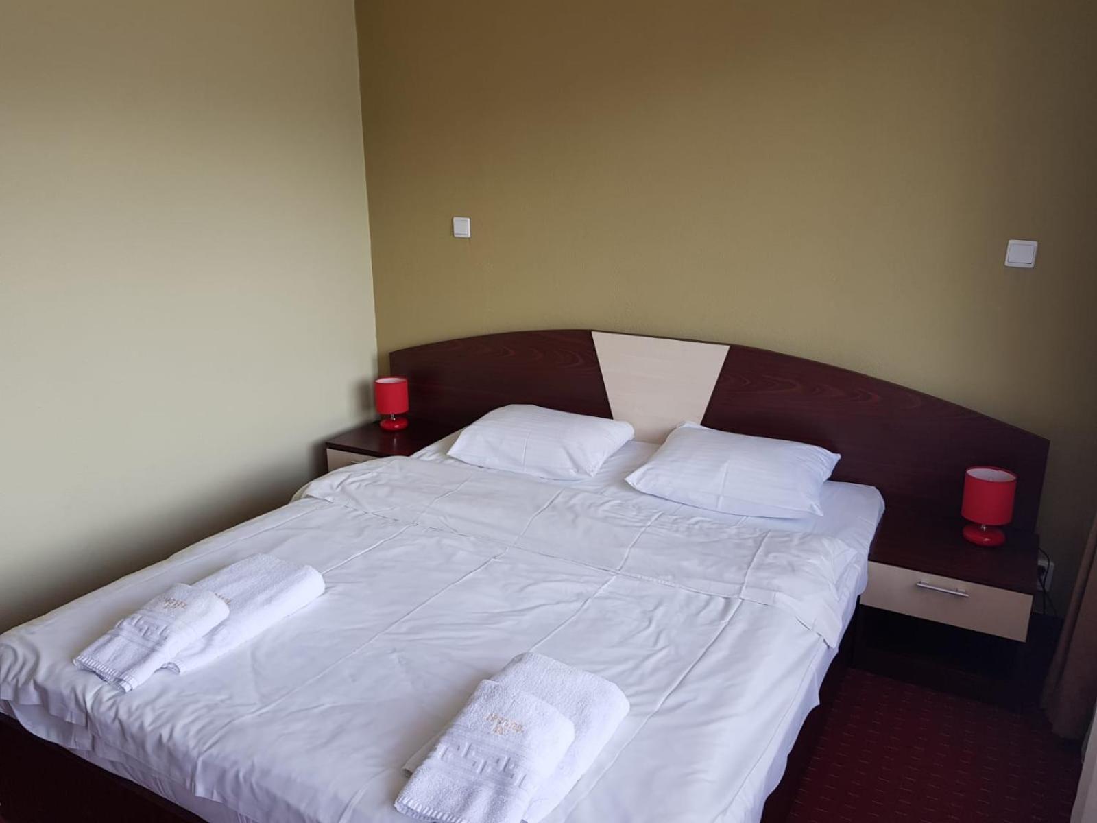 Double or Twin Room with Balcony photo 2