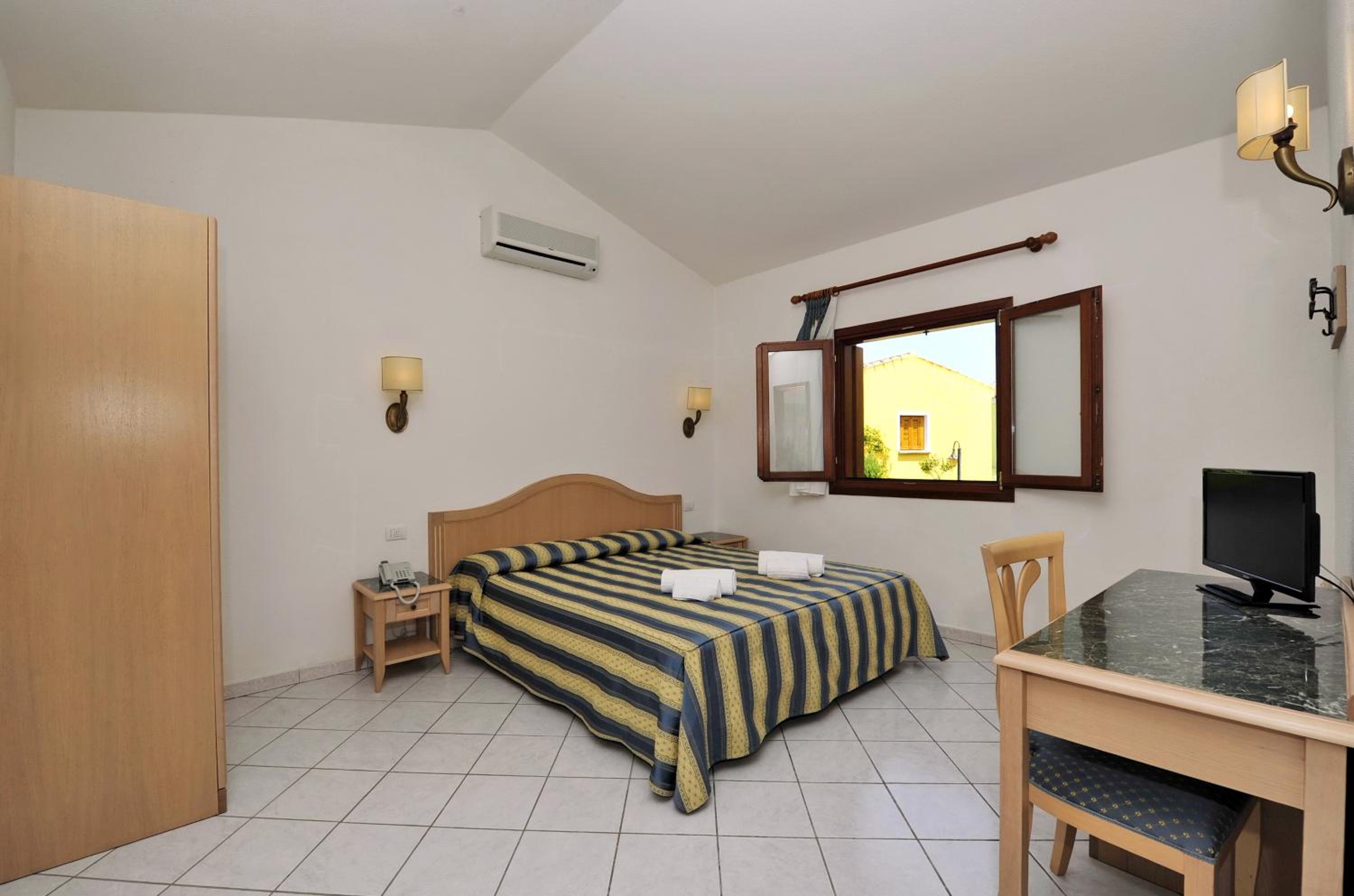 Superior Double or Twin Room with Garden View