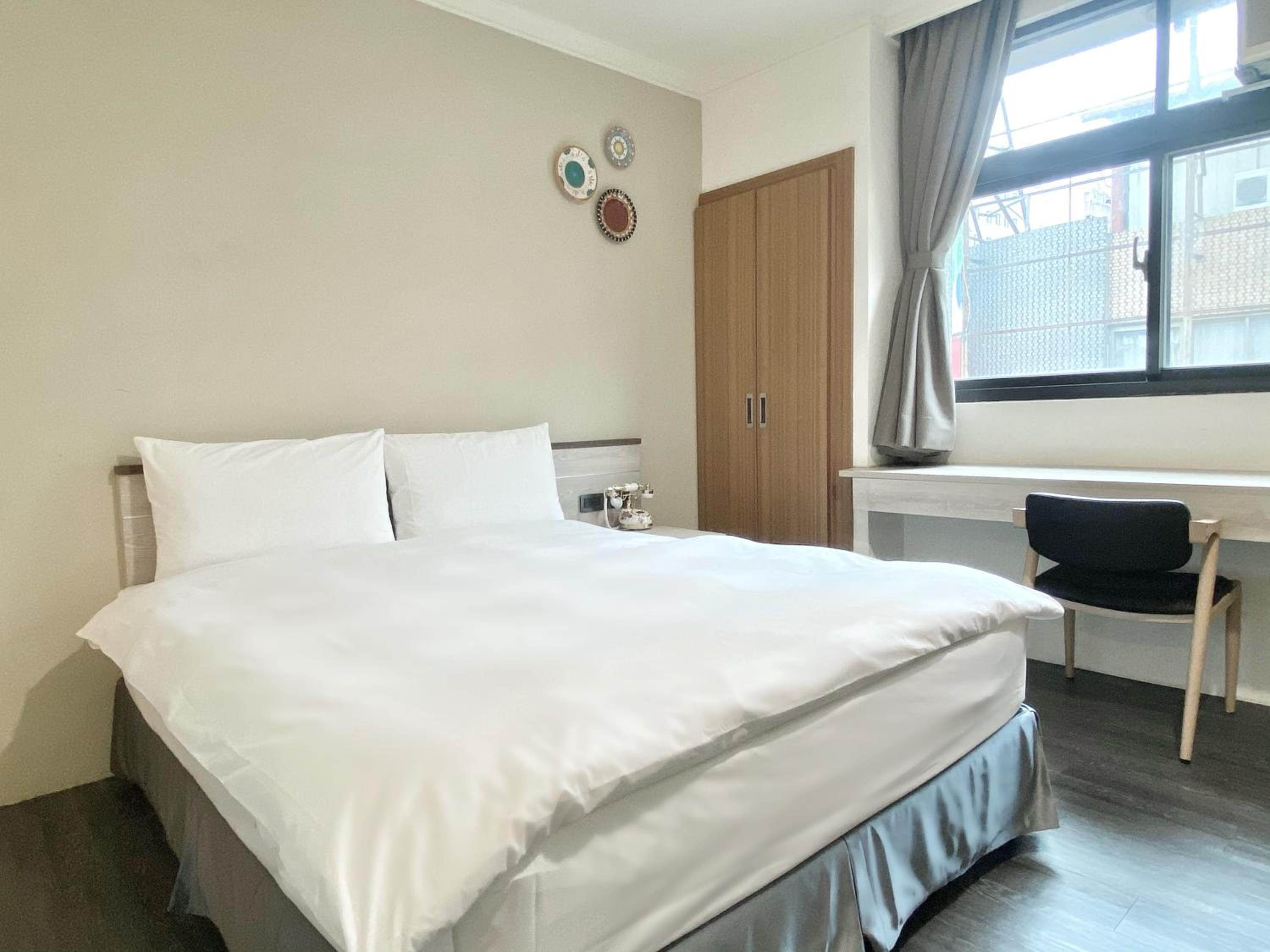Standard Double Room photo 2