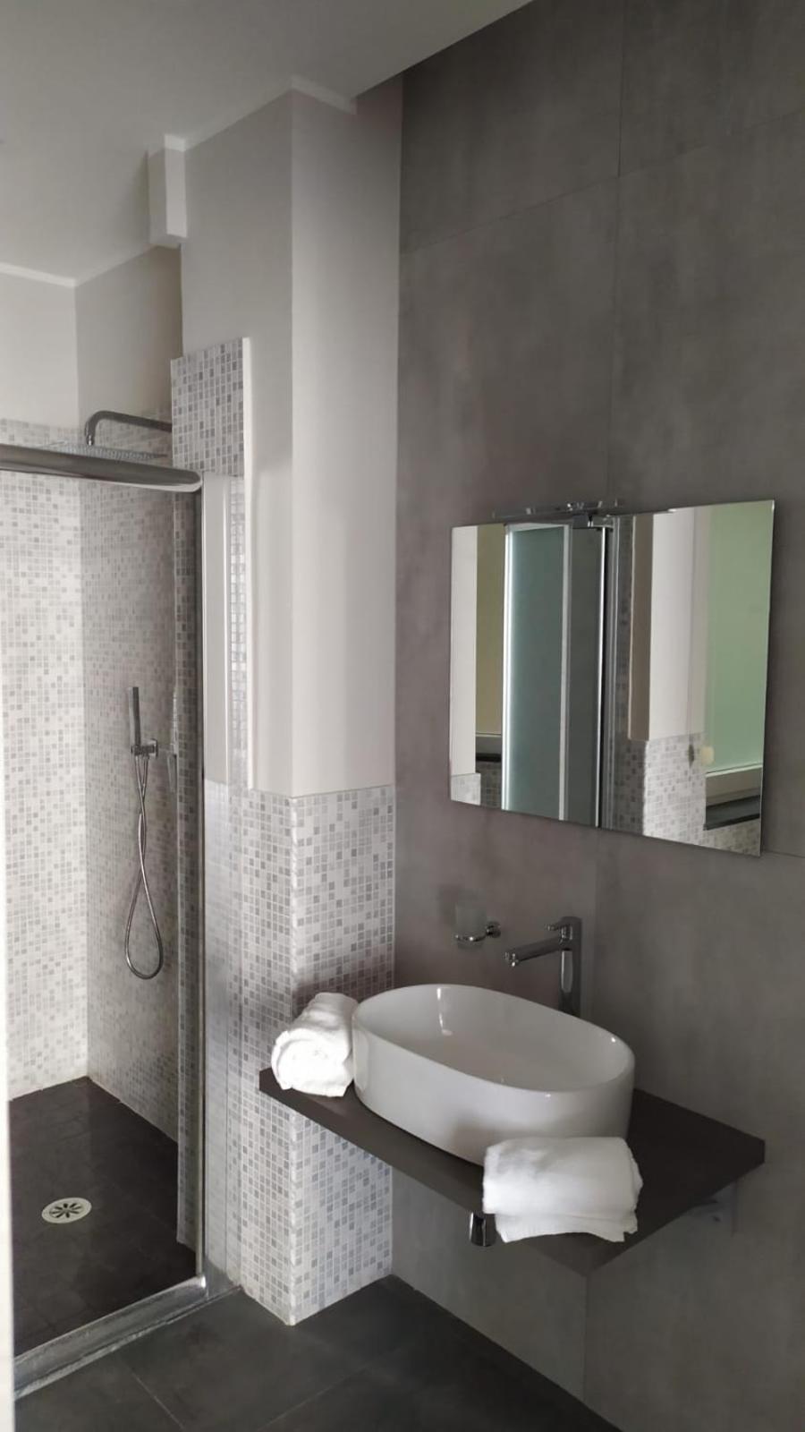 Deluxe Double or Twin Room with Sea View - Photo 6