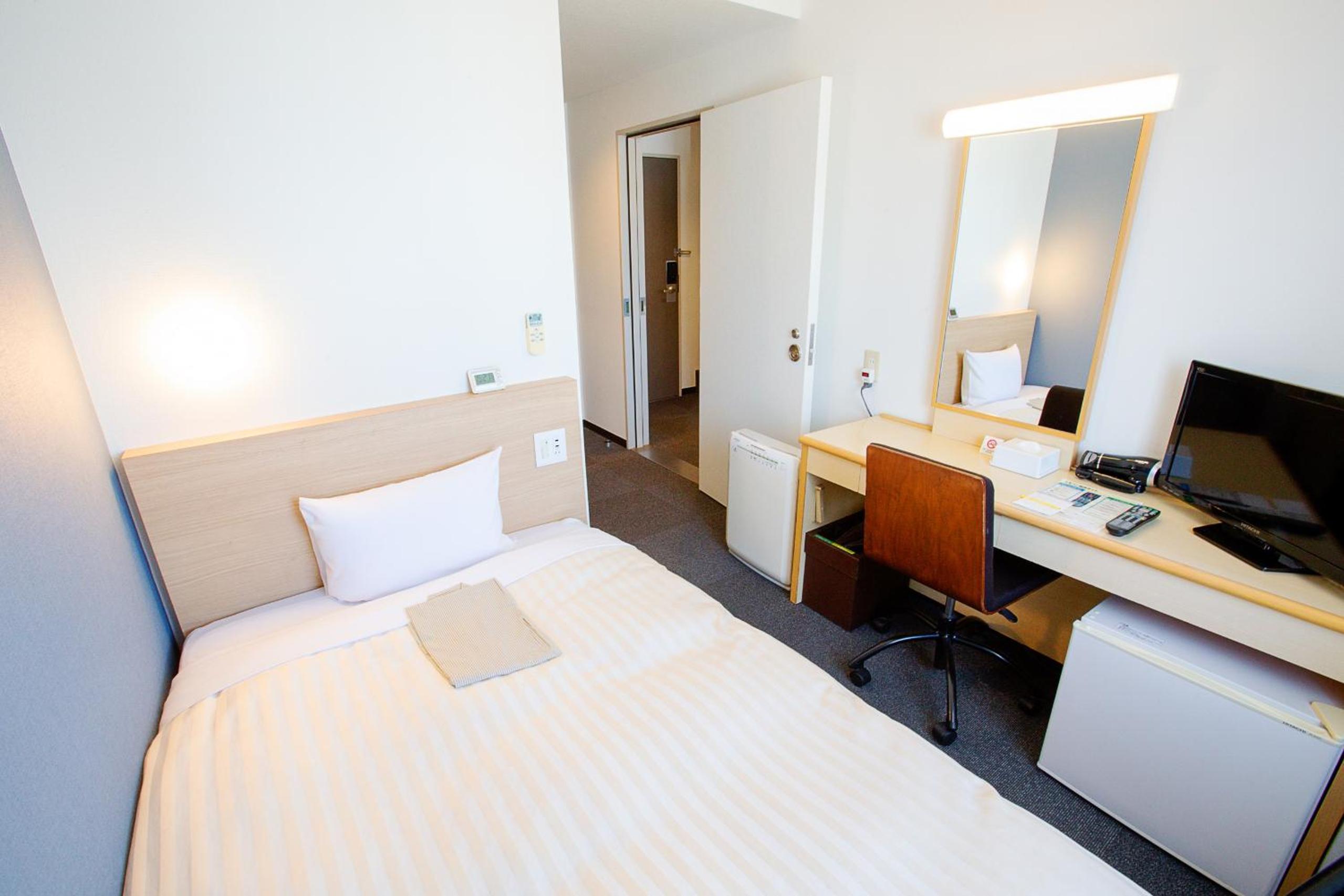 Economy Quadruple Room - Photo 2