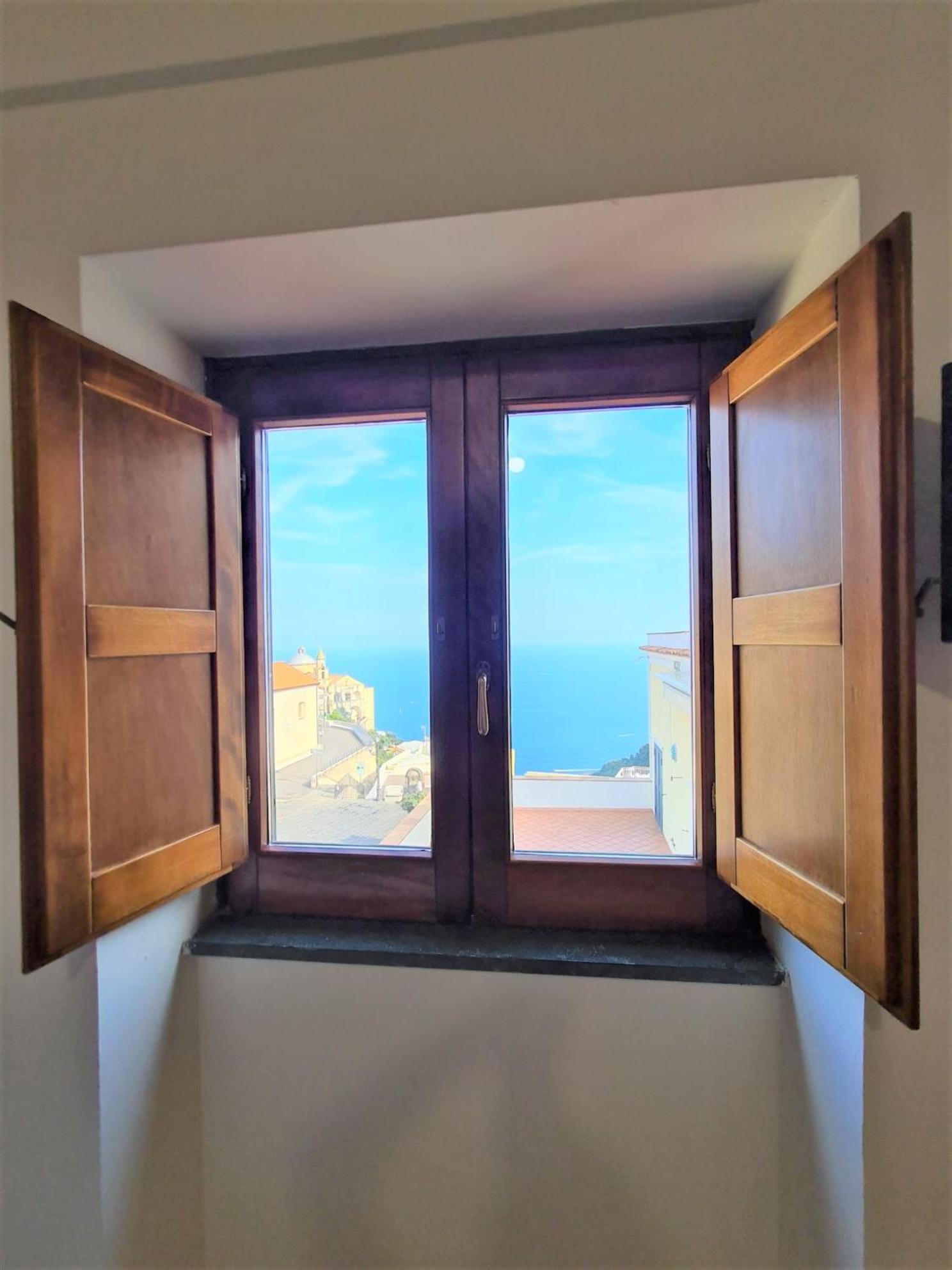 Apartment with Sea View - Photo 47