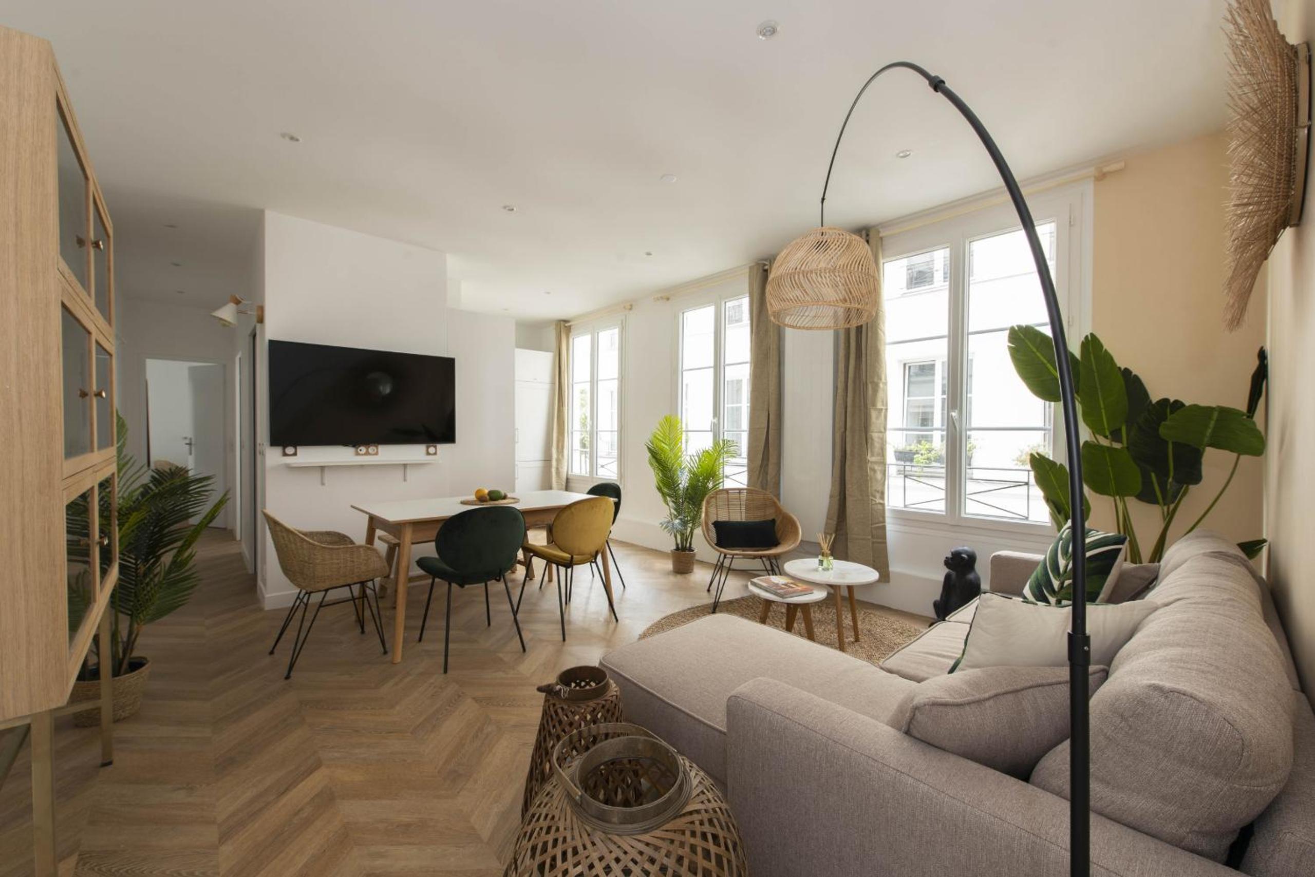 Three-Bedroom Apartment photo 3