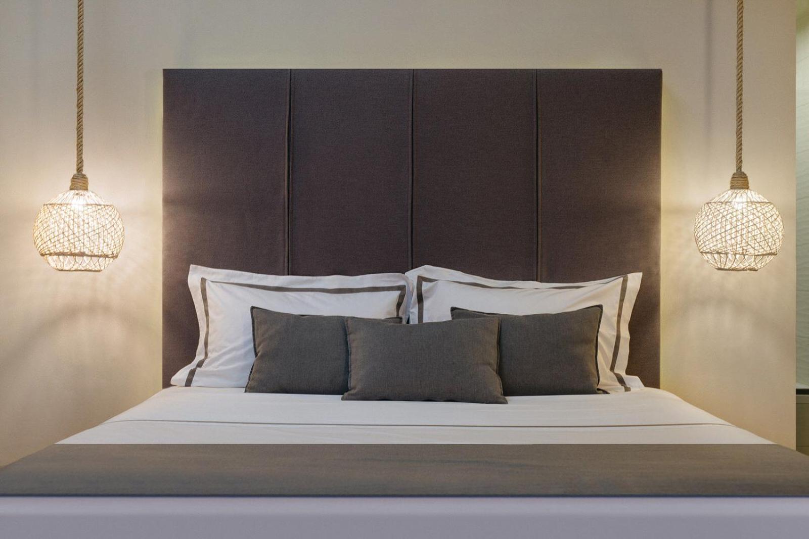 Honeymoon Suite with Sea View photo 2