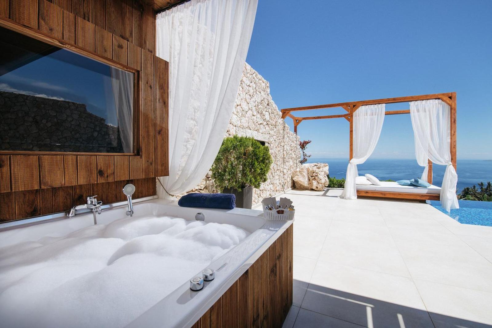 Honeymoon Suite with Sea View