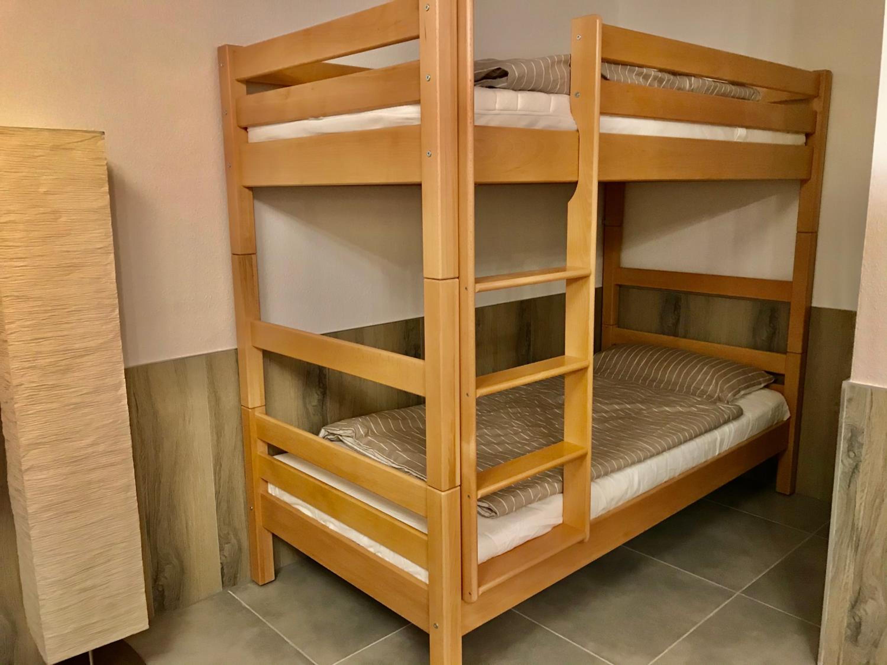 One-Bedroom Apartment - Photo 8