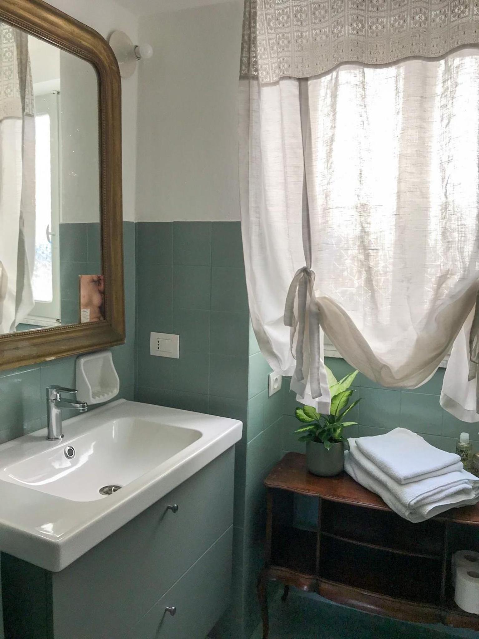 Standard Double Room - Photo 2