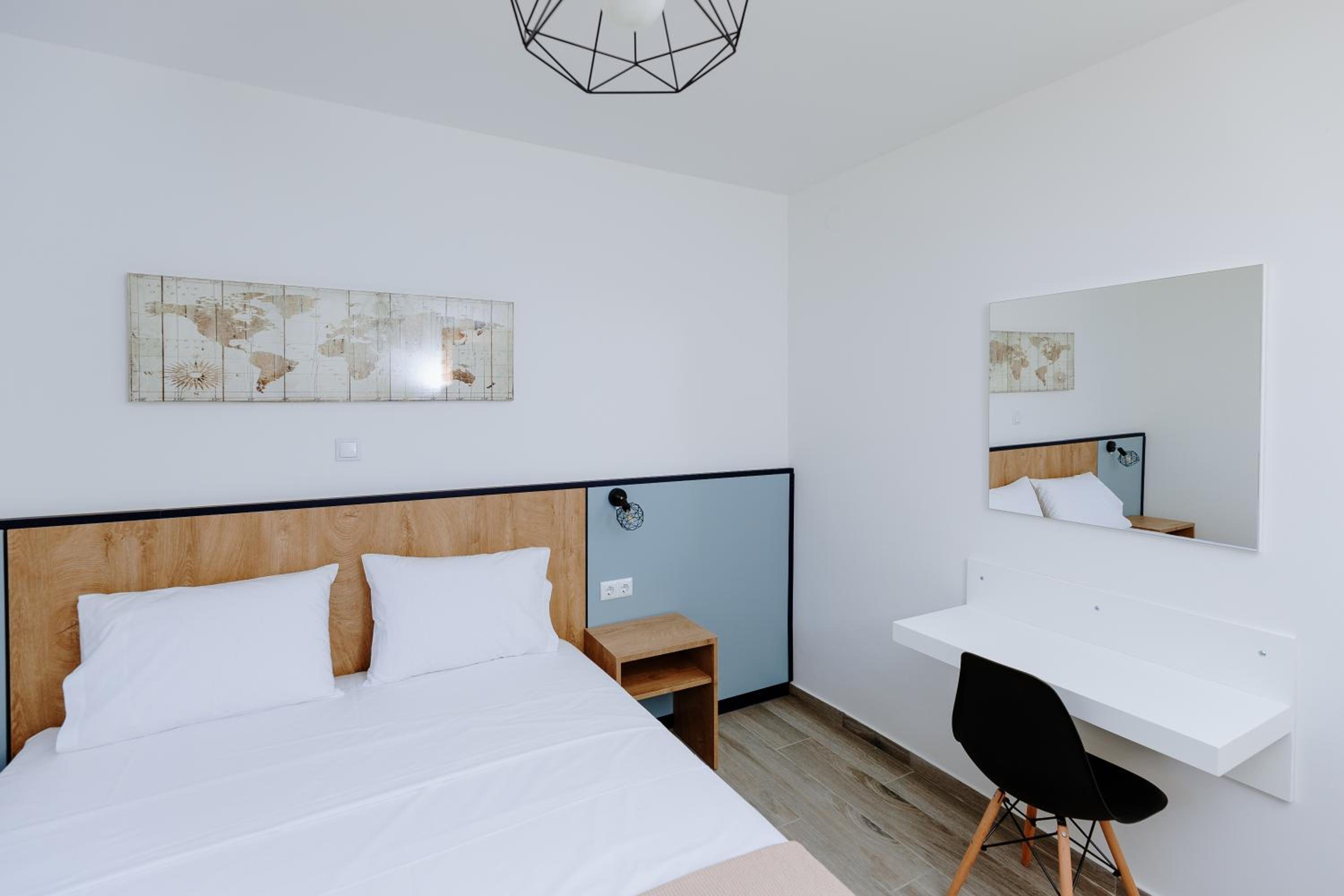 Two-Bedroom Apartment - Photo 4
