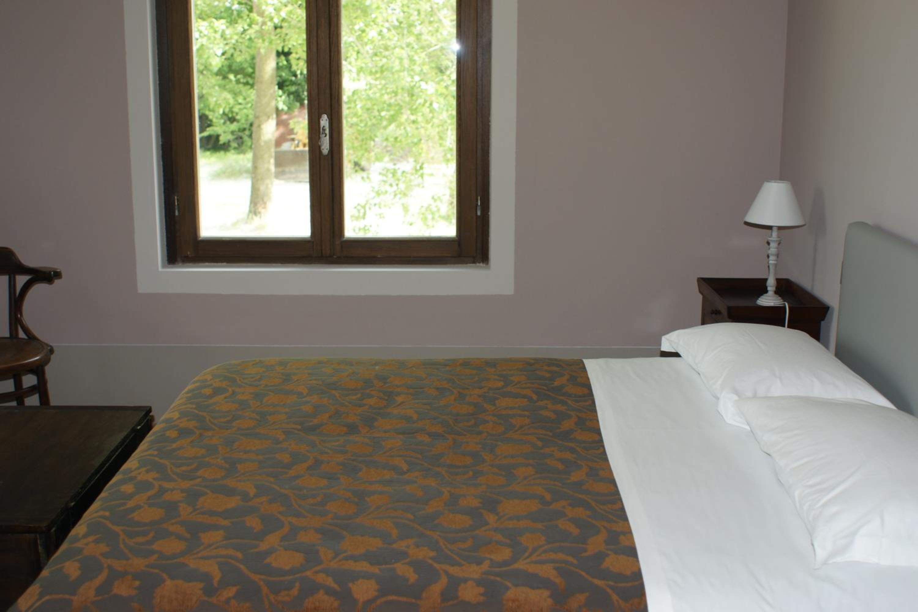 Deluxe Double Room with Balcony photo 3