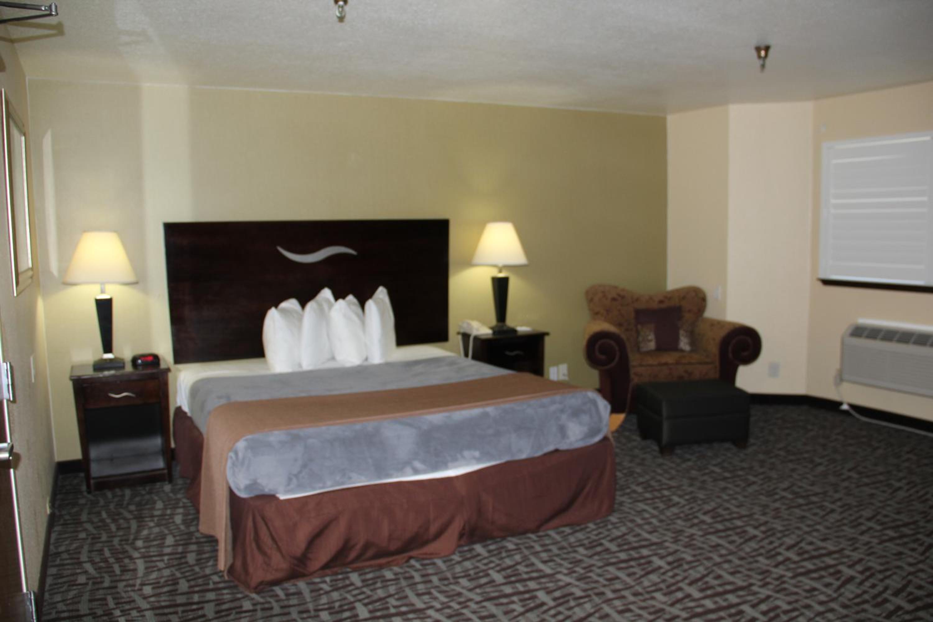 Standard King Room - Photo 1