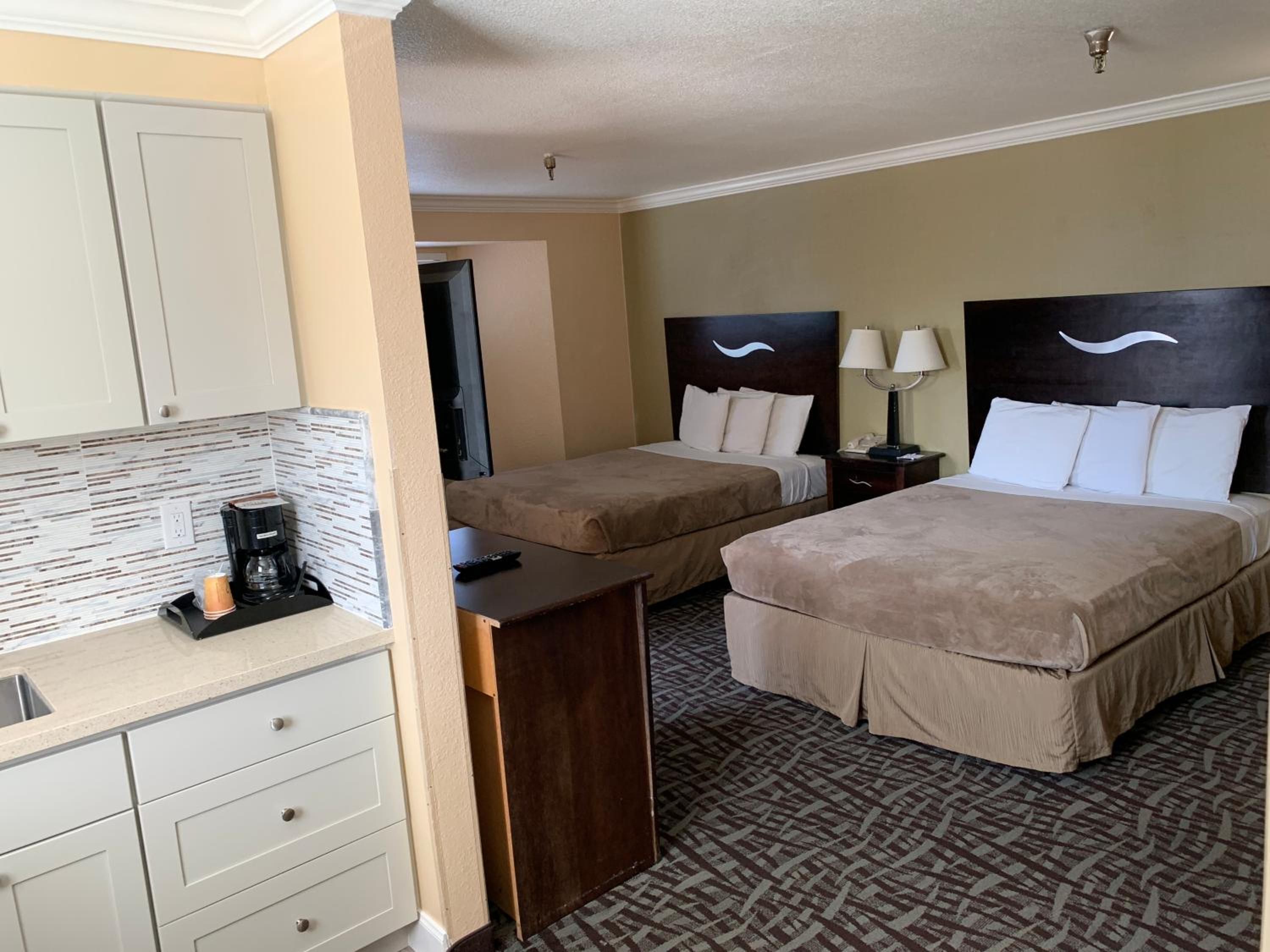 Two Queen Beds Kitchenette Room - Photo 3
