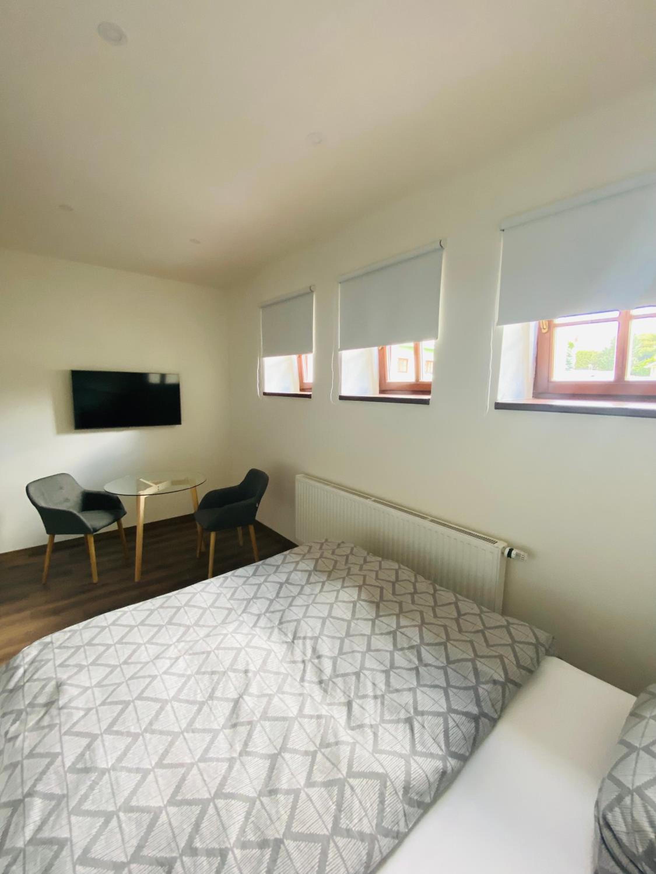 Small Double Room photo 2