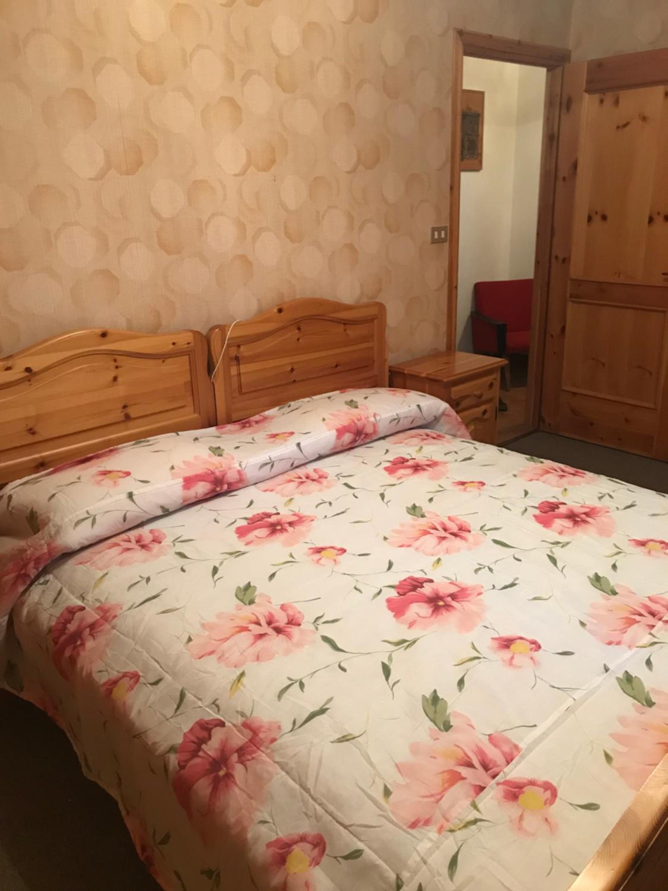 Two-Bedroom House photo 2