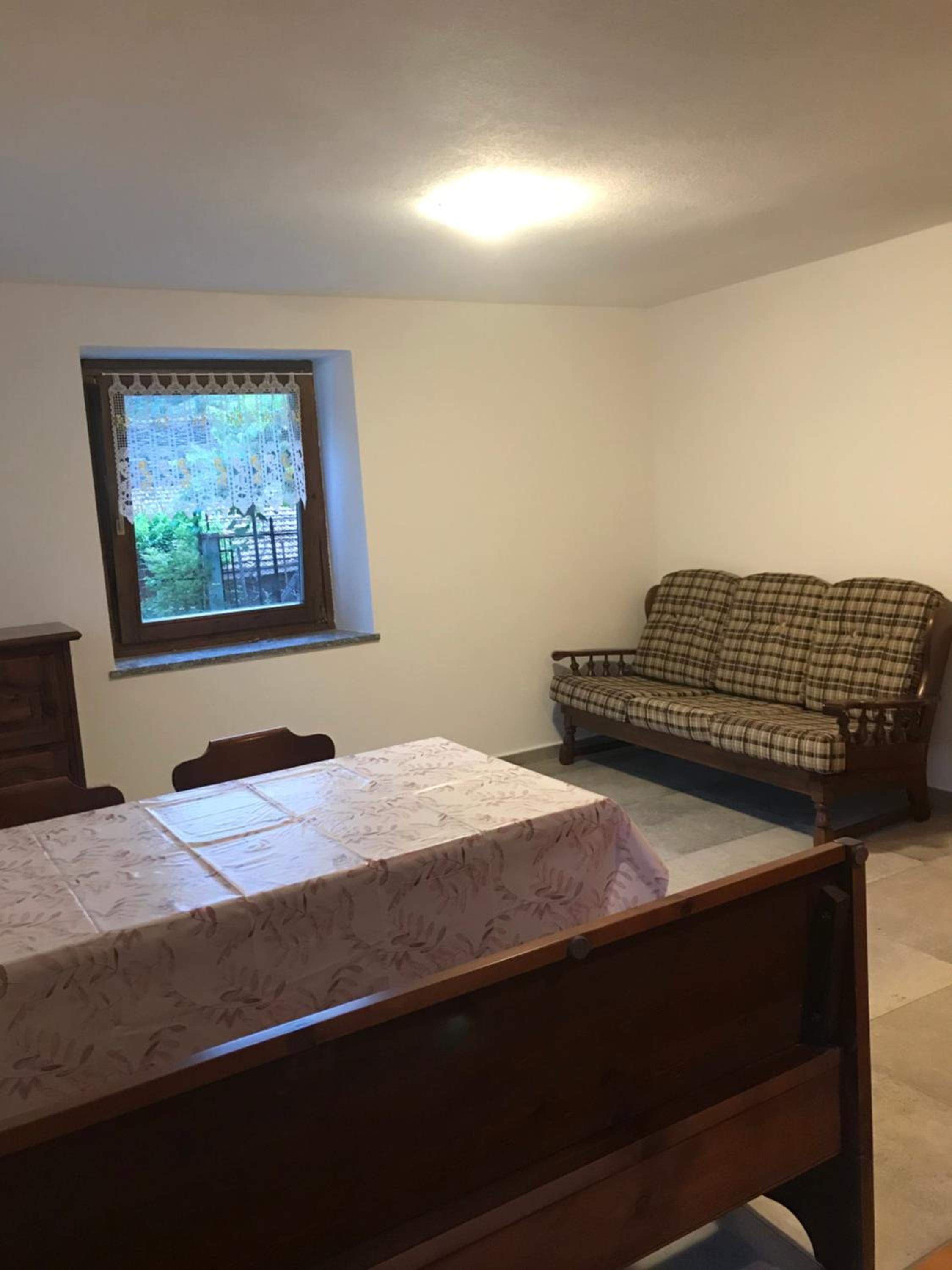 Two-Bedroom House photo 3