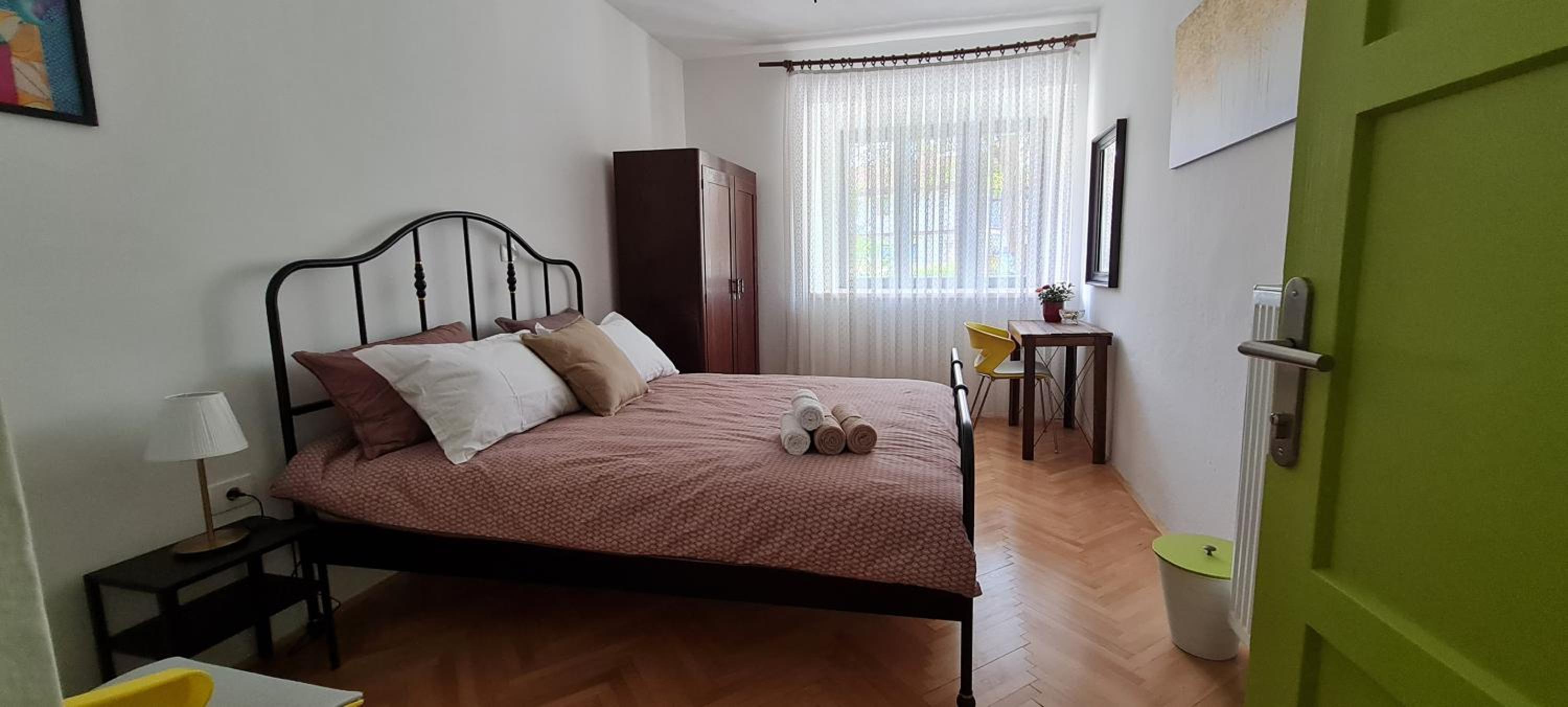 Double or Twin Room with Shared Bathroom photo 1