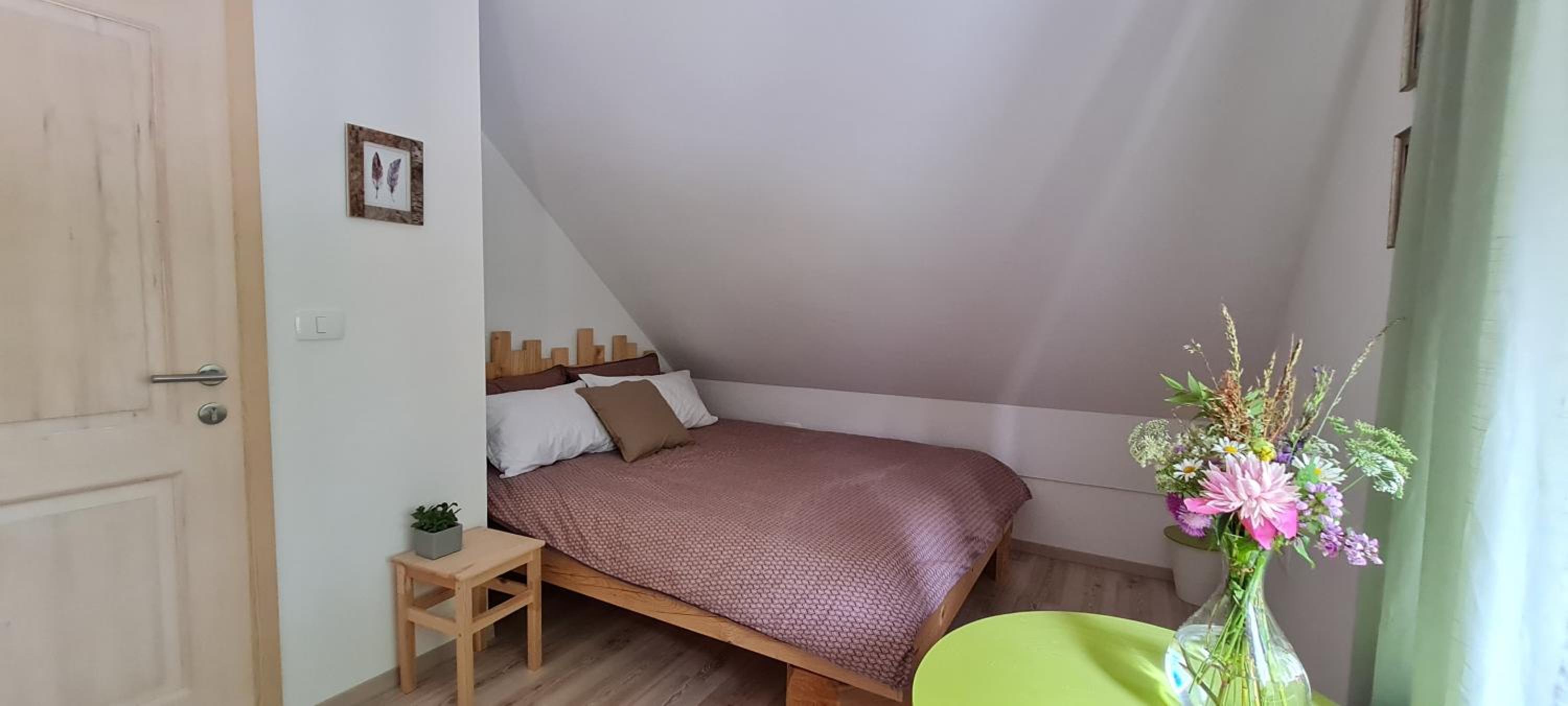 Double or Twin Room with Shared Bathroom photo 2