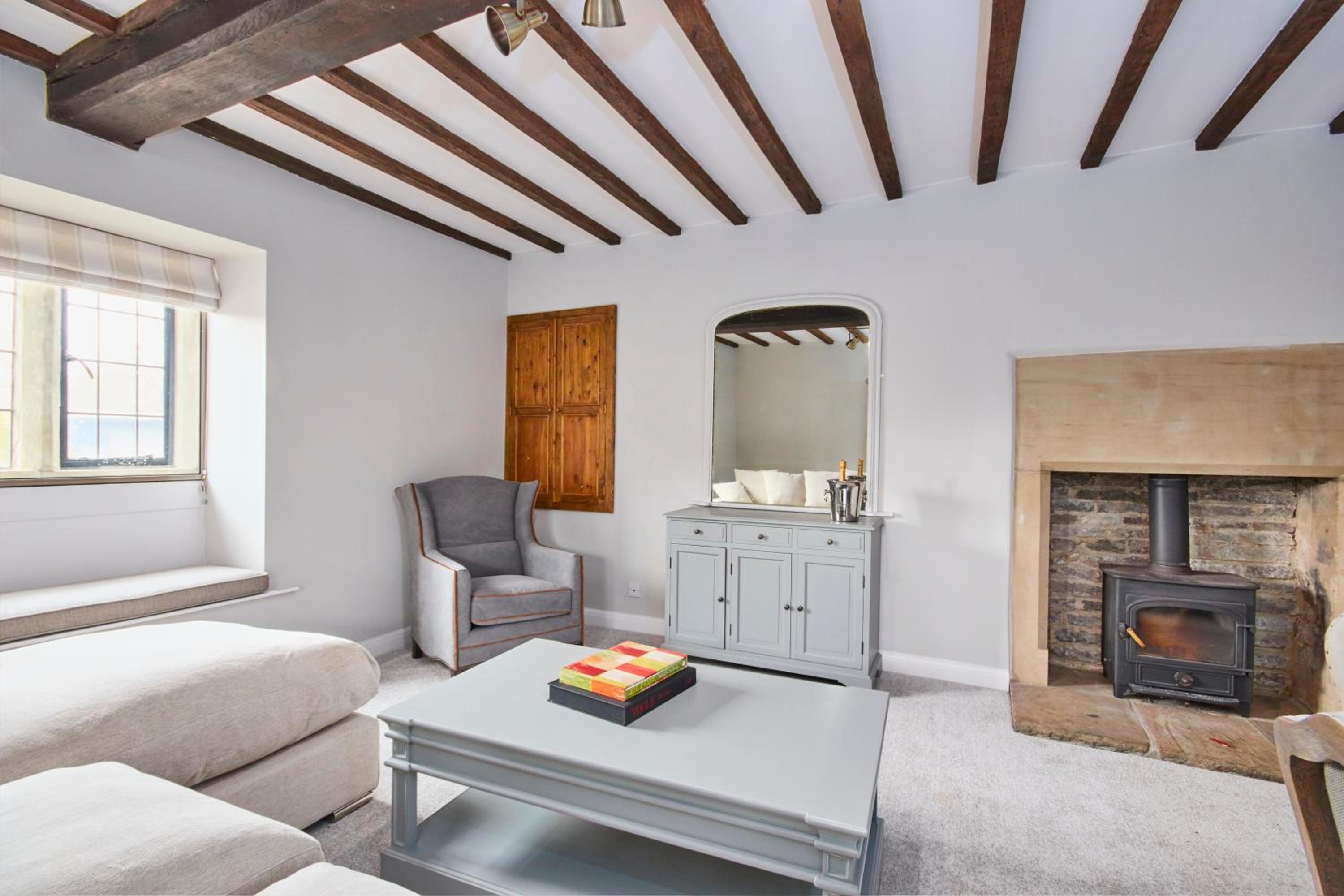 Four-Bedroom House photo 2