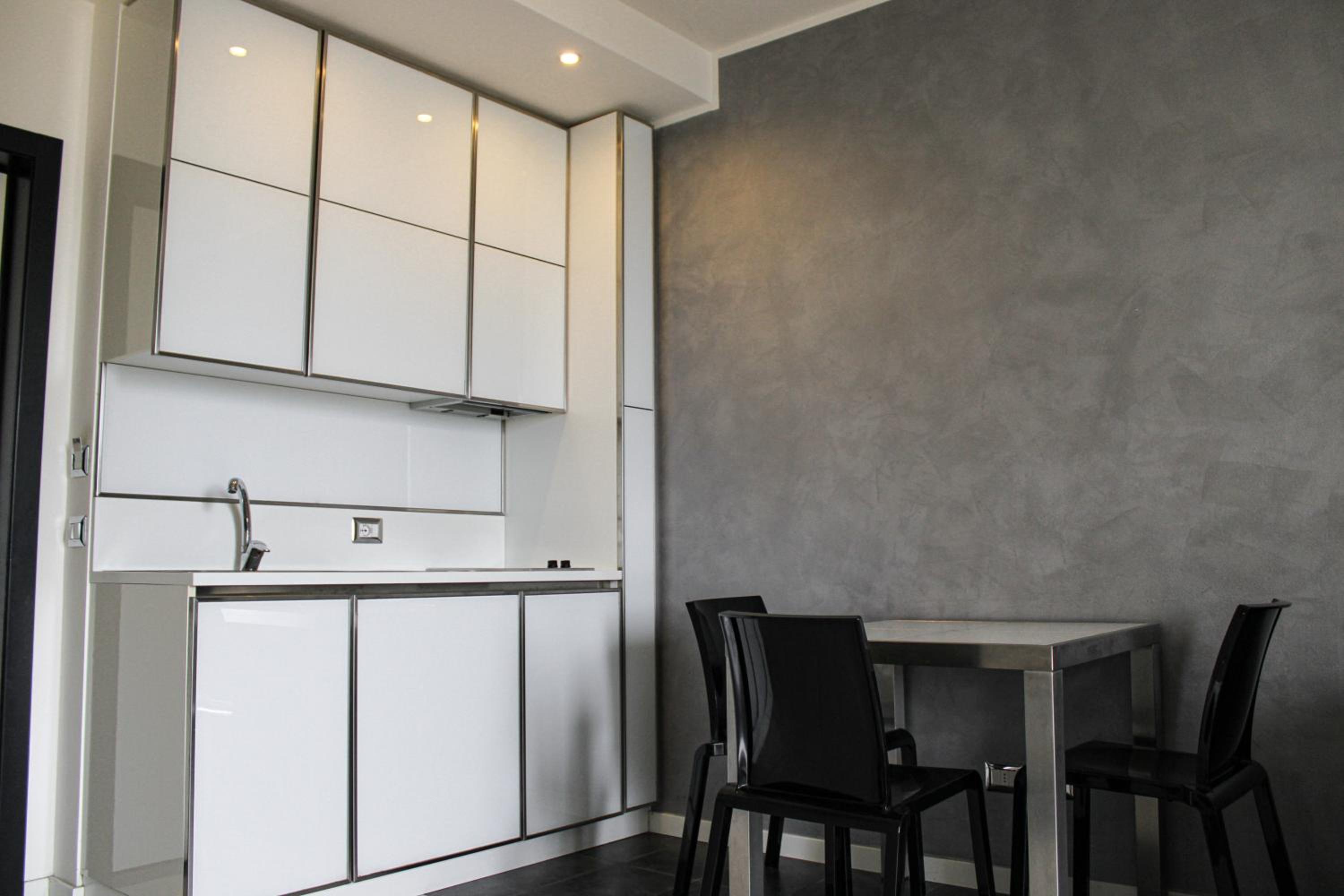 Suite with Balcony (3 Adults) - Photo 4