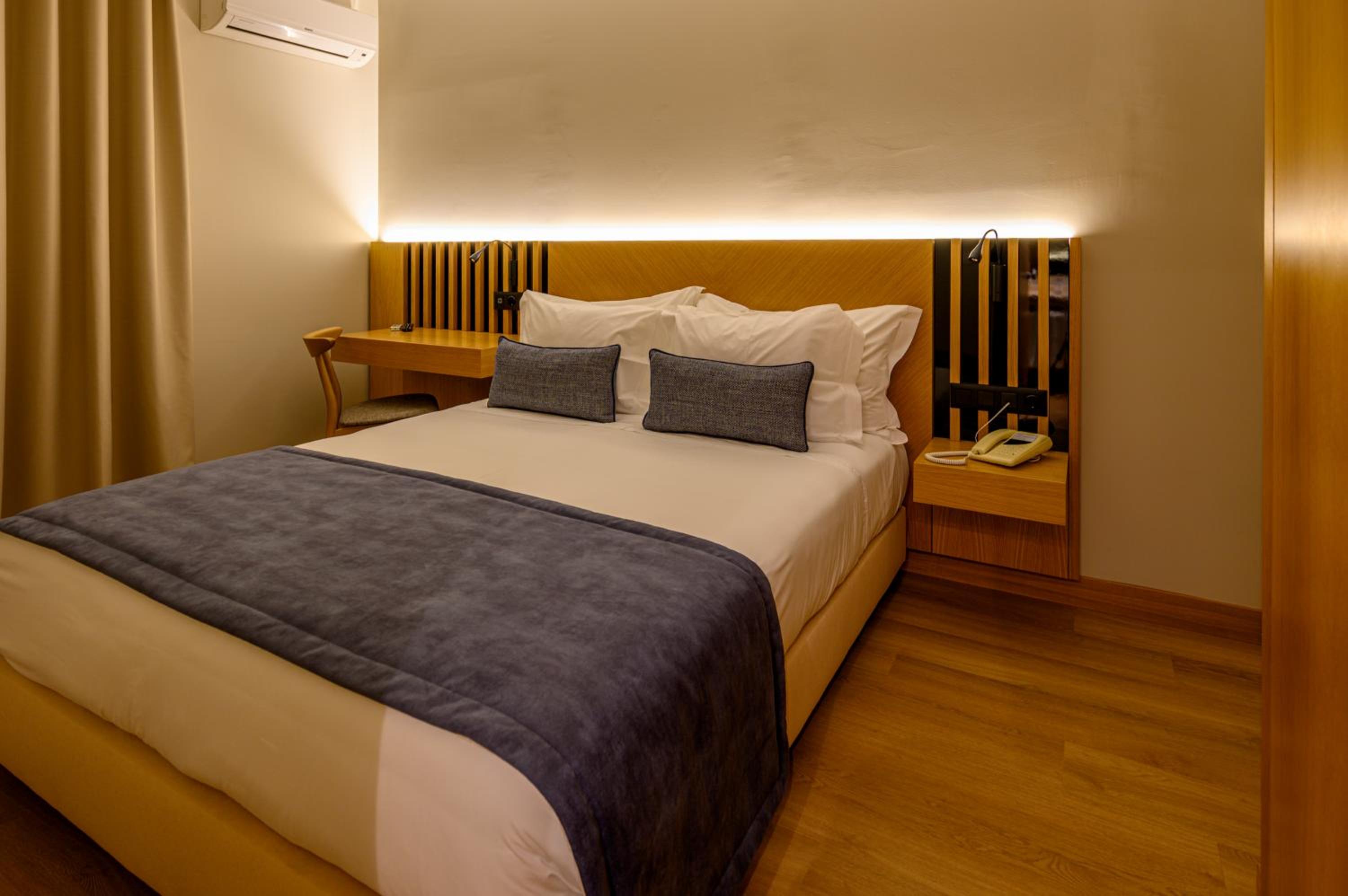 Double Room - Photo 3