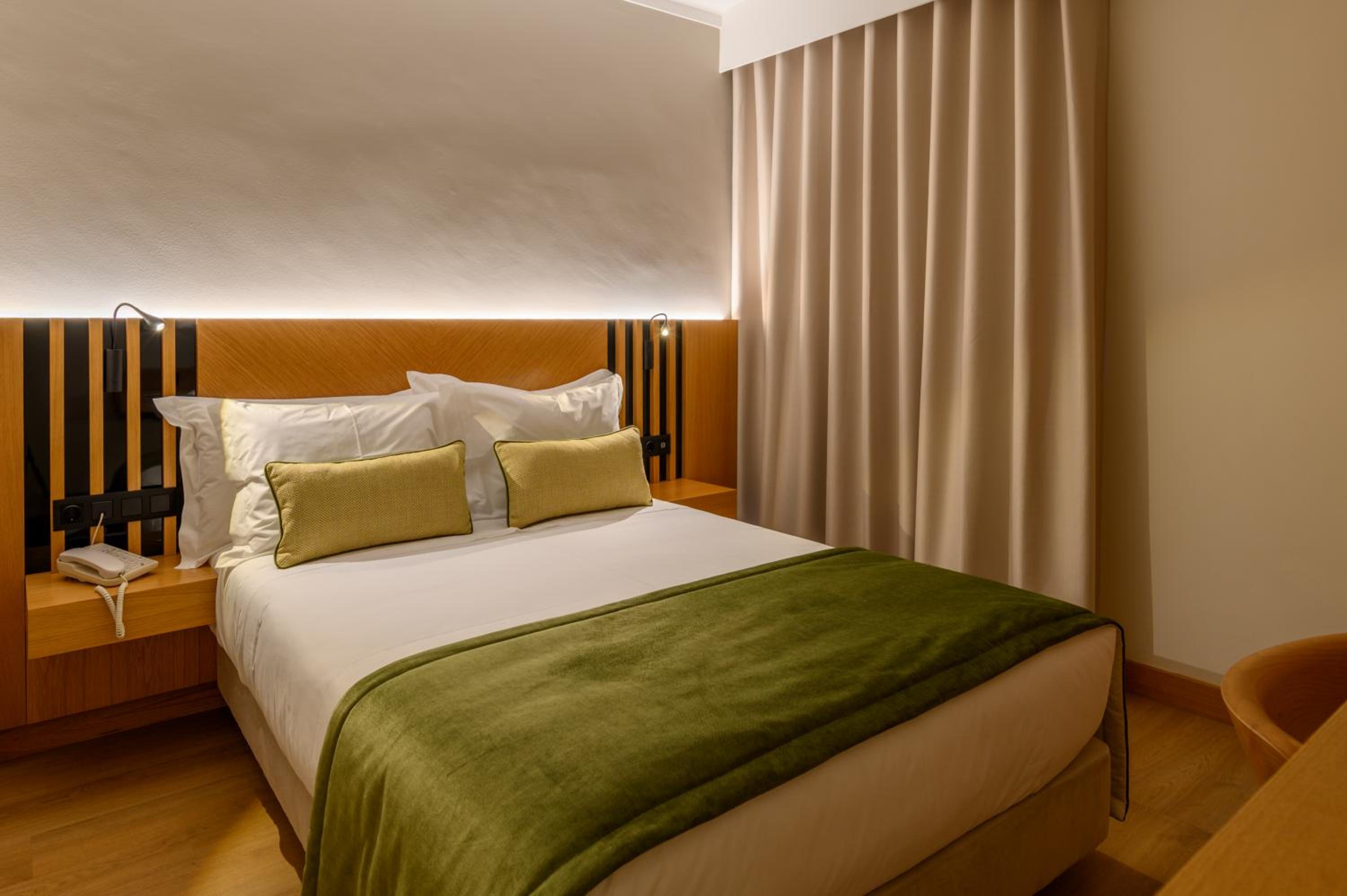 Double Room - Photo 4