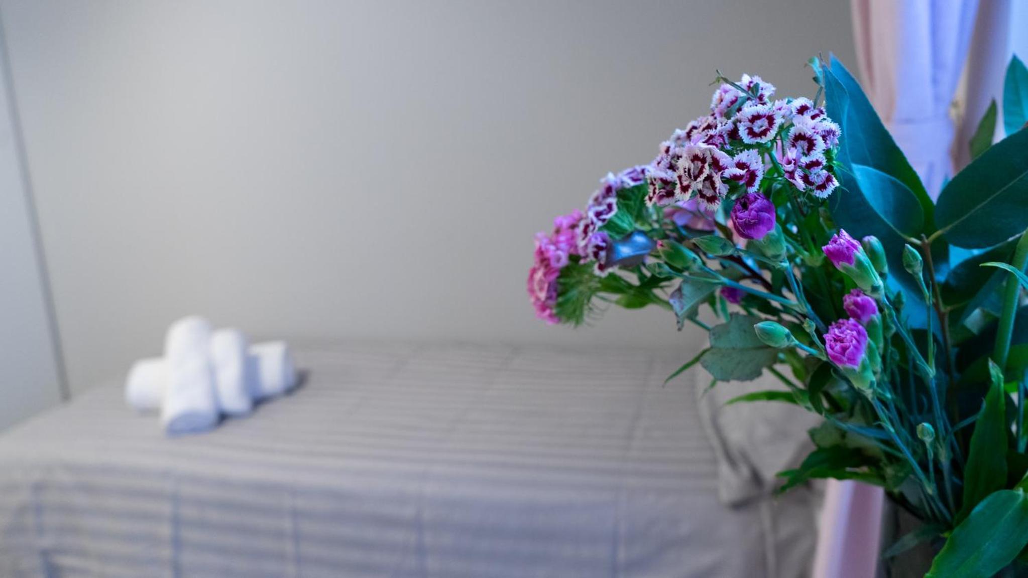 Deluxe Double Room with Ensuite Bathroom photo 2