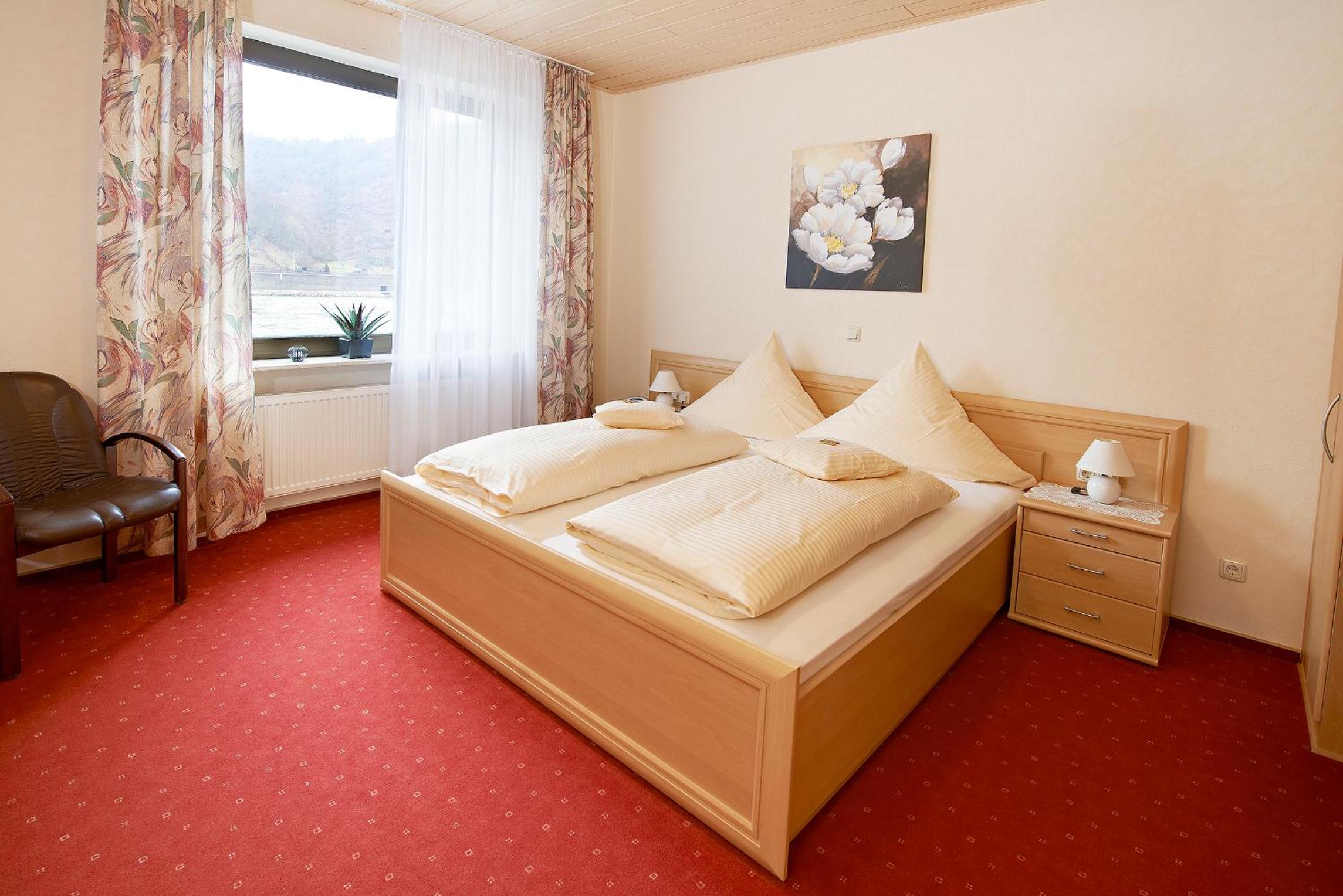 Double or Twin Room with View - Annex