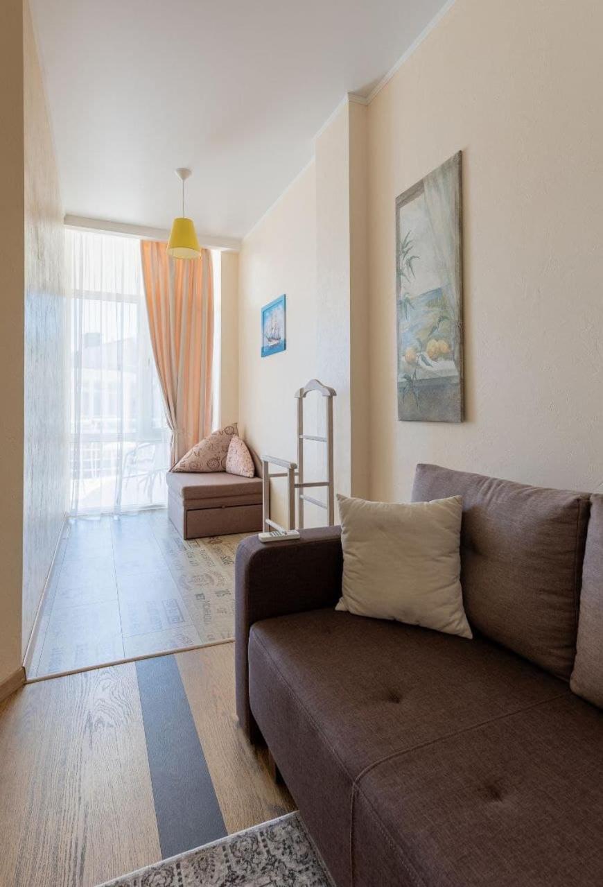 Apartment - Split Level photo 3