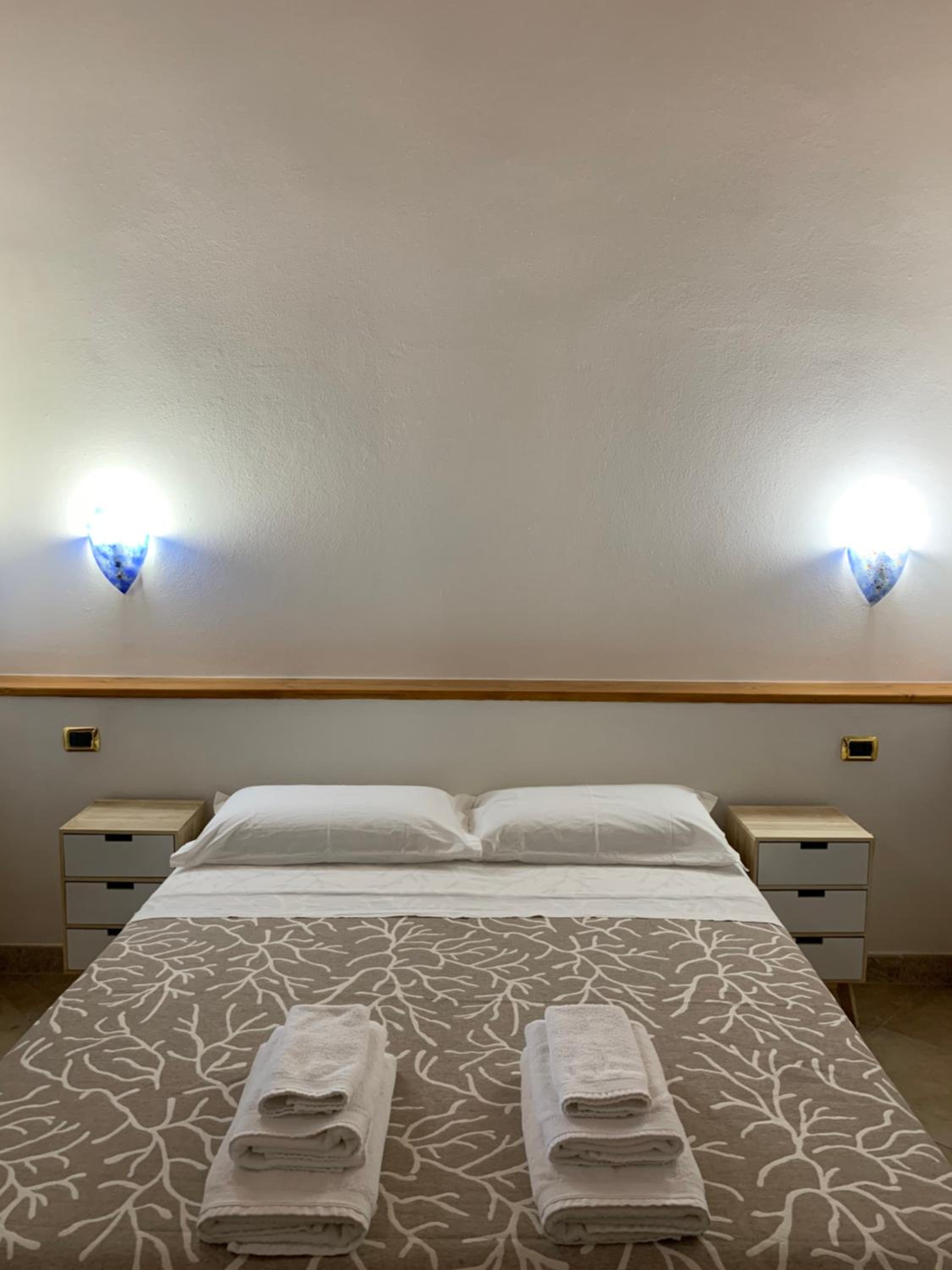 Economy Double Room photo 1