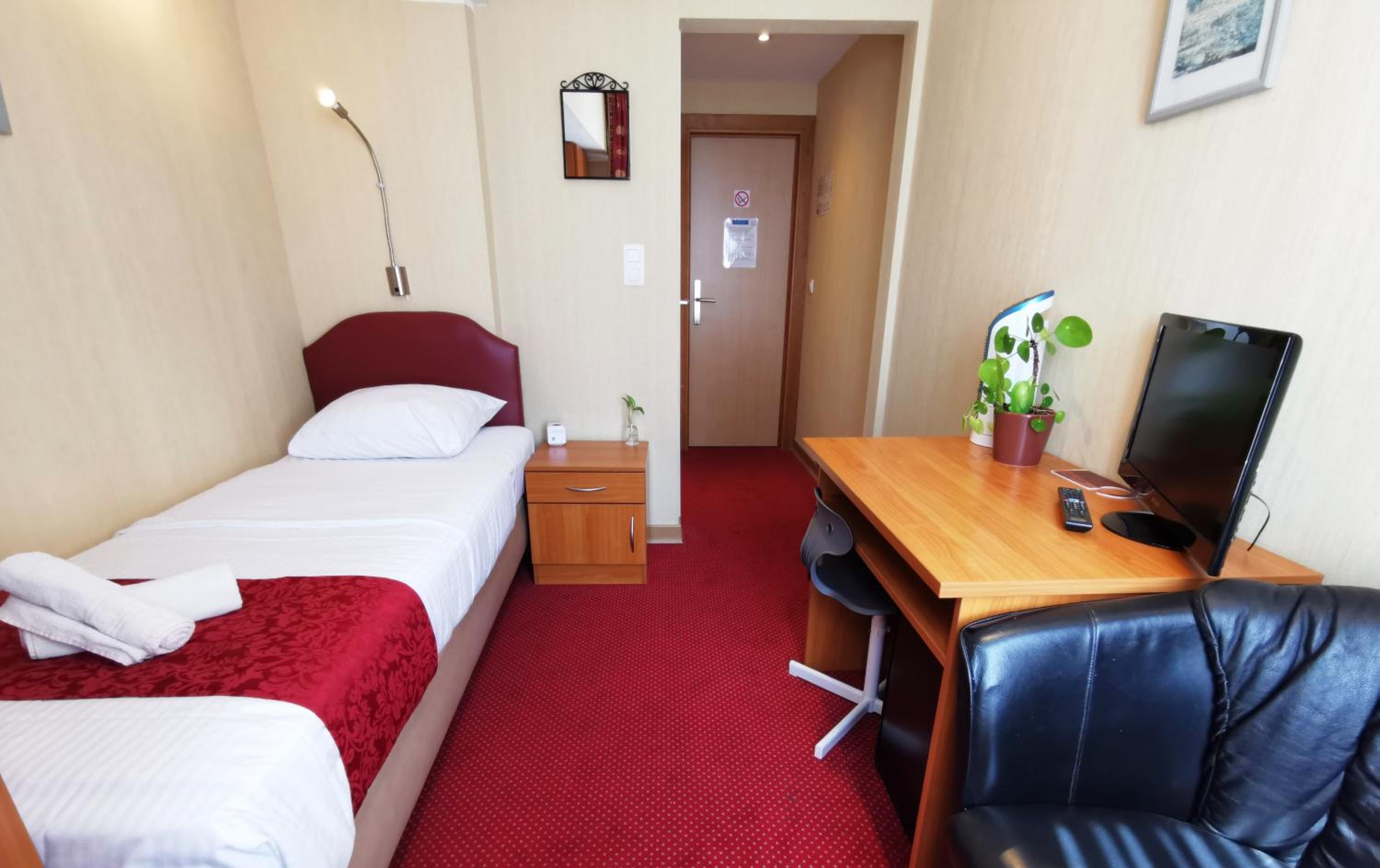 Classic Small Single Room photo 1