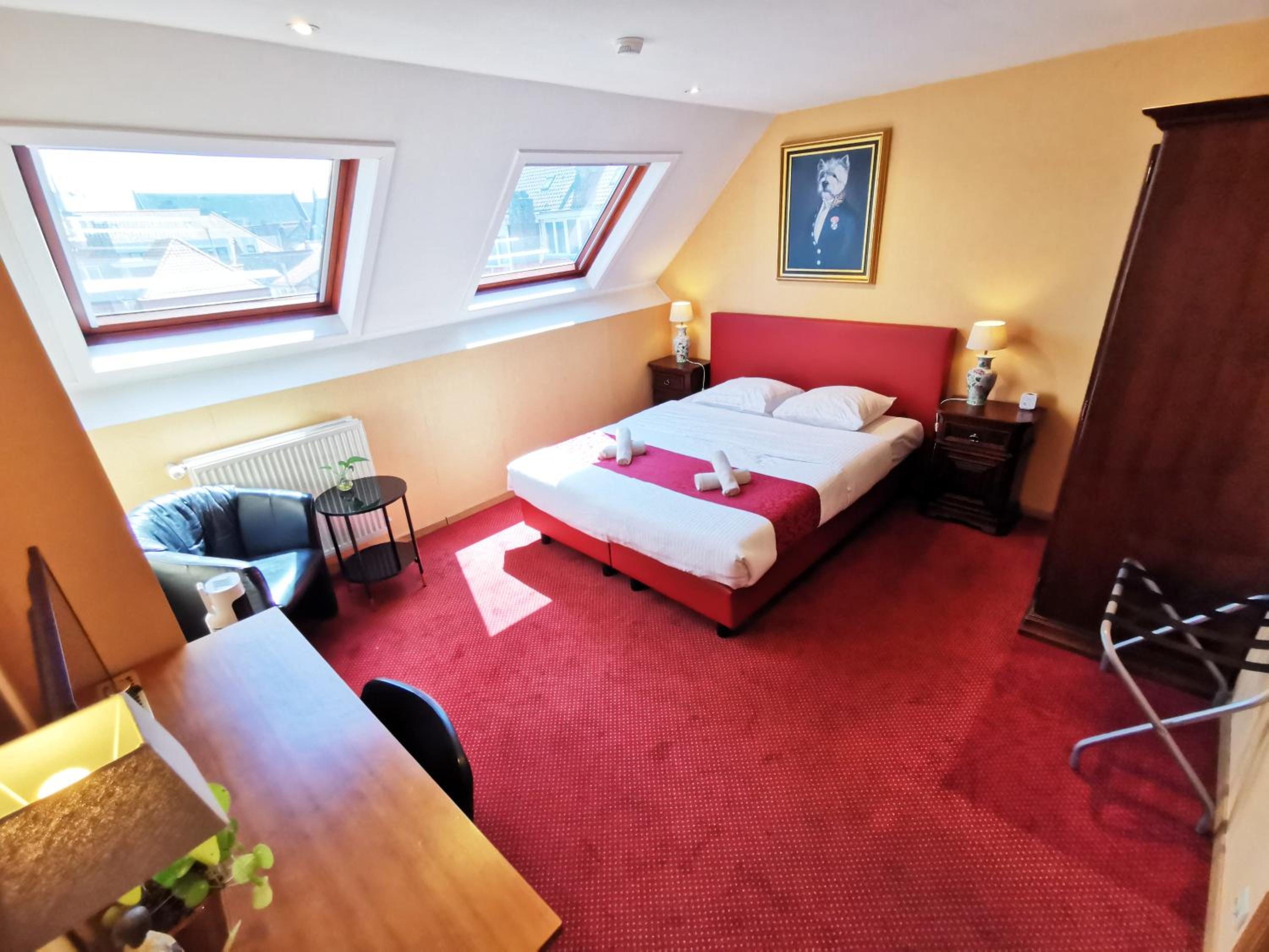 Standard Double Room photo 2