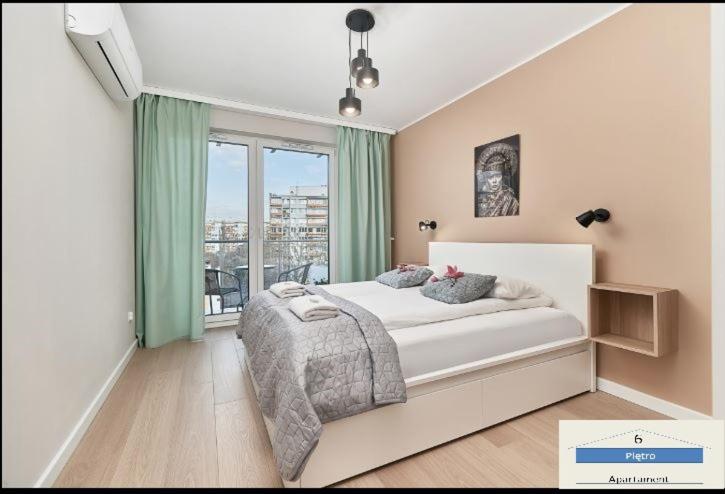 One-Bedroom Apartment - Photo 6