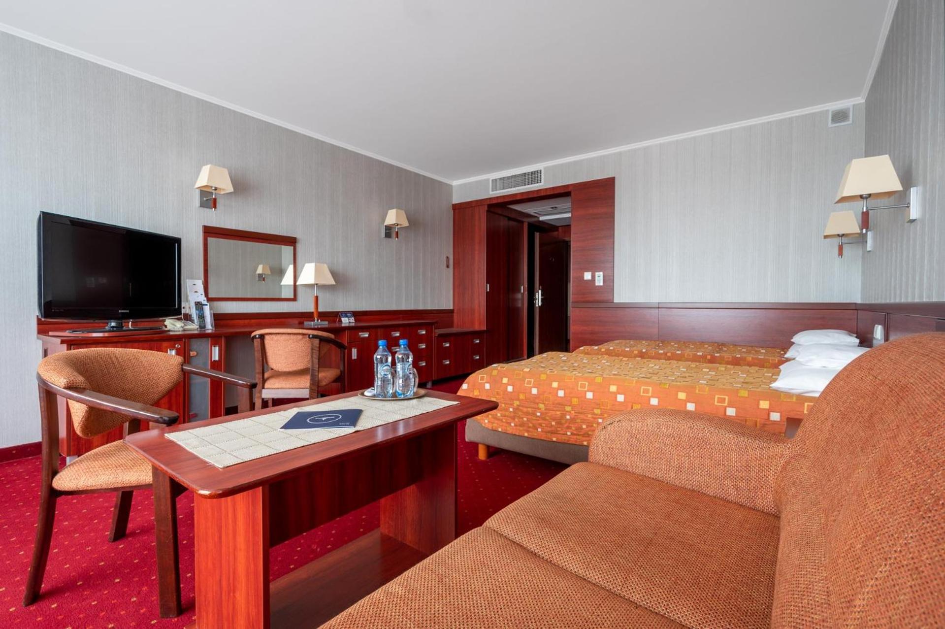 Deluxe Double or Twin Room
