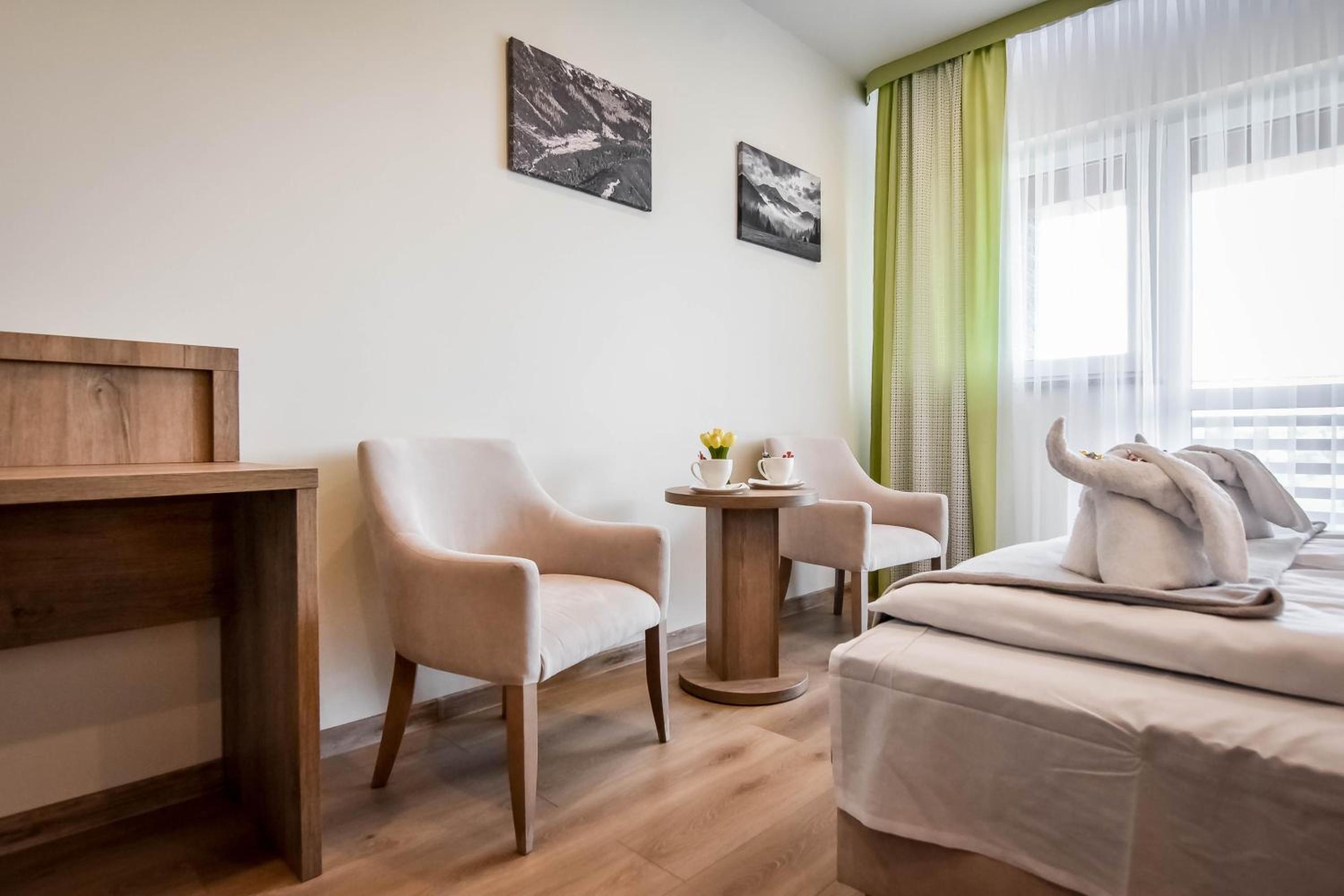 Large Double Room photo 2