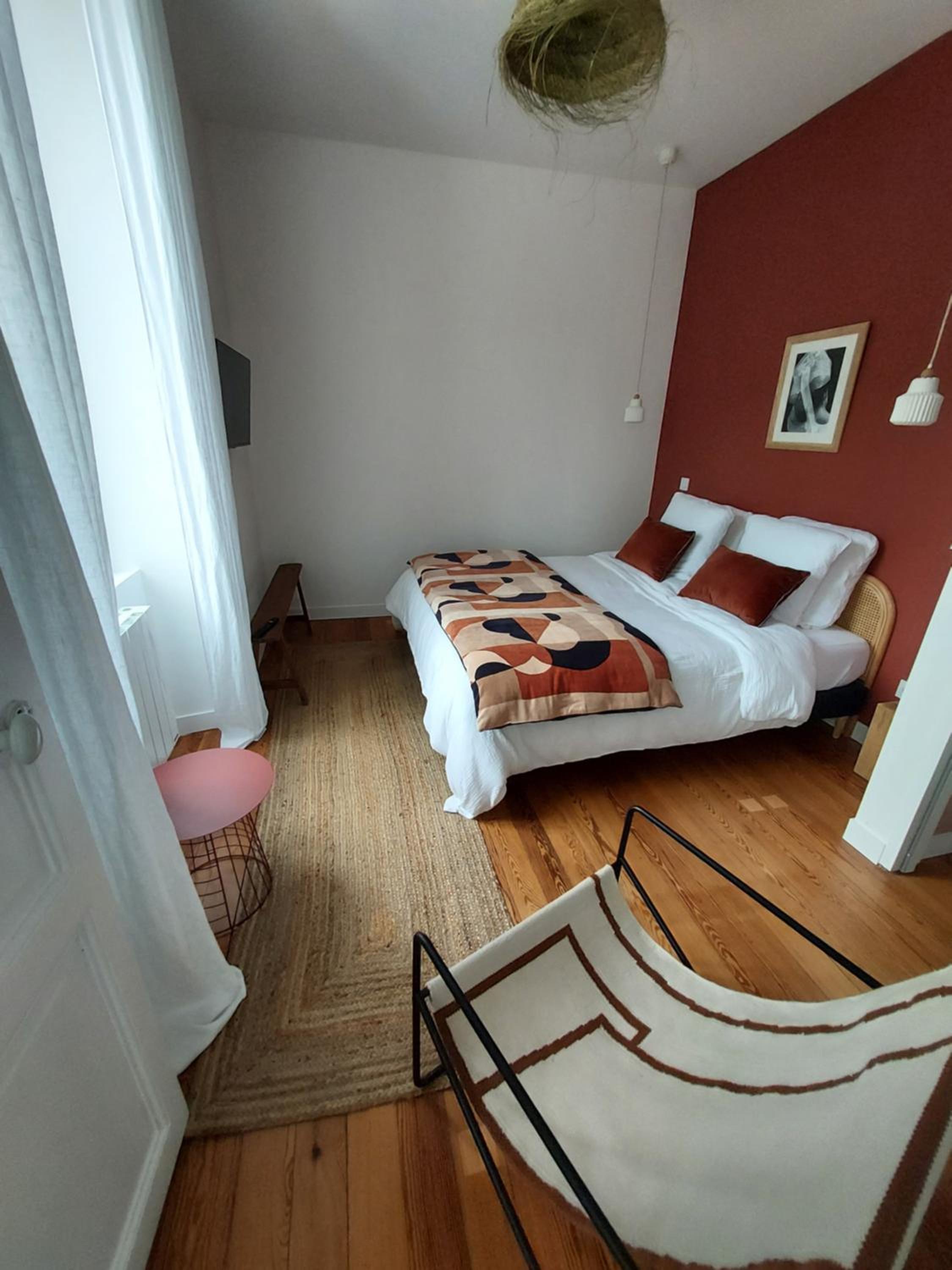 Double Room With Private Bathroom - Photo 1