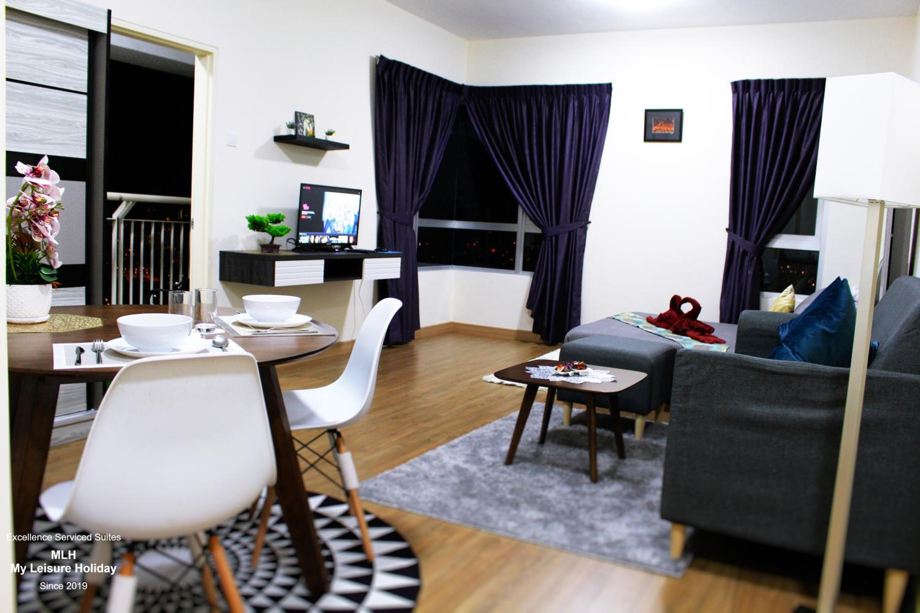 King Suite With Balcony