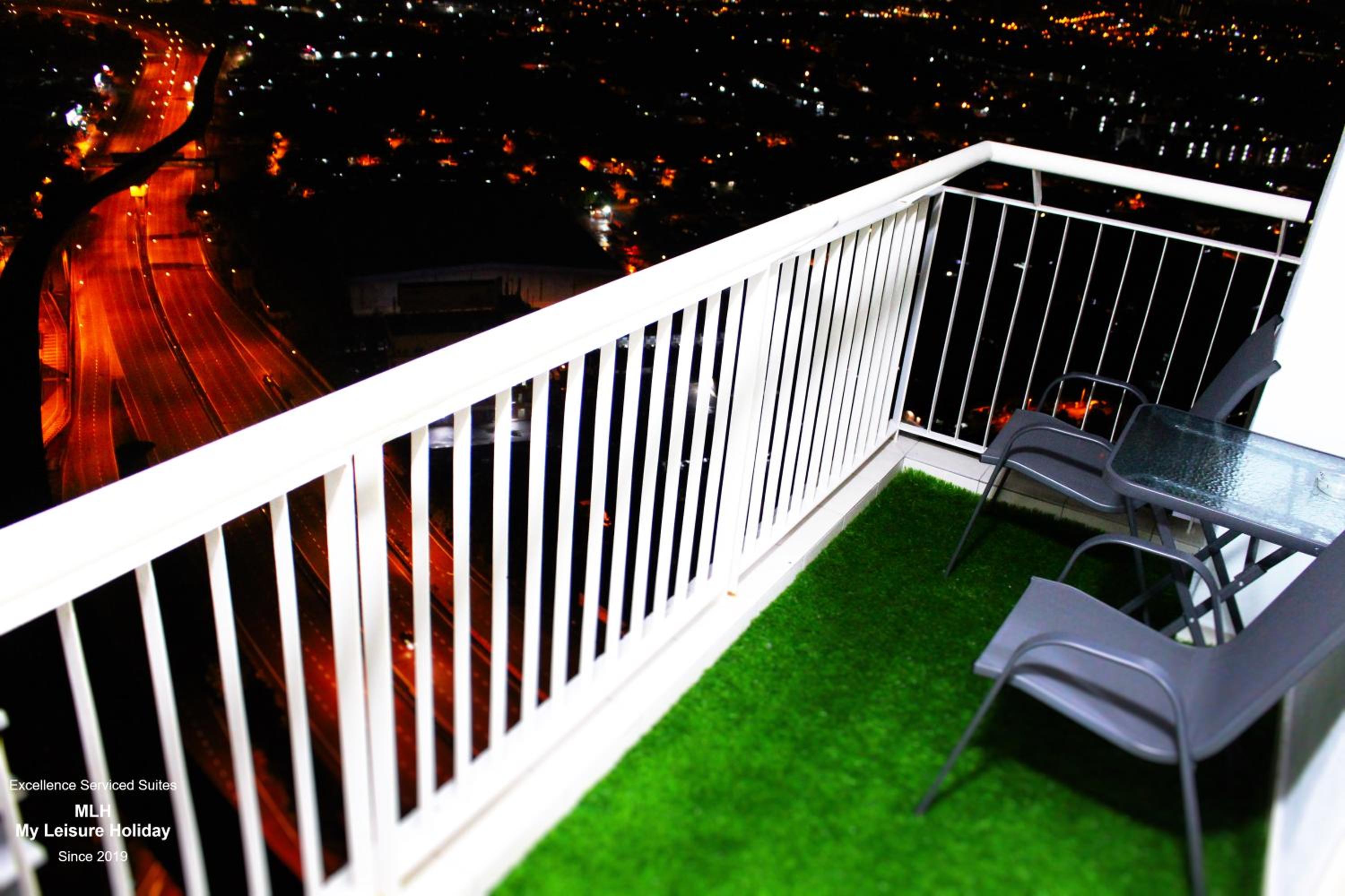 King Suite With Balcony