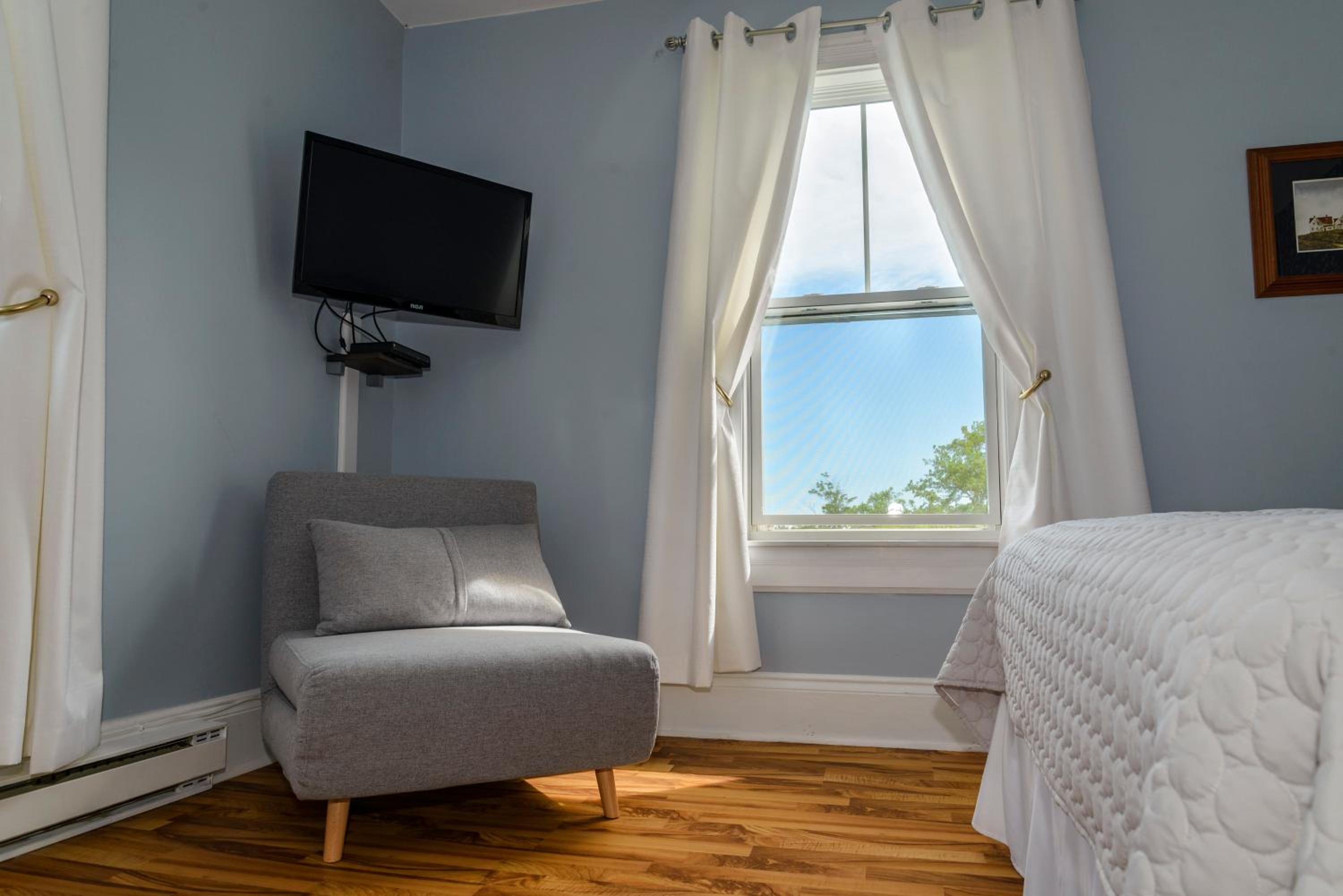 Two-Bedroom Suite photo 3