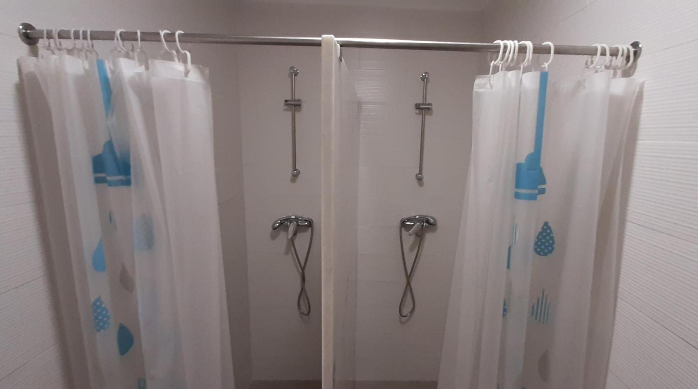 Mixed Dormitory Room photo 2