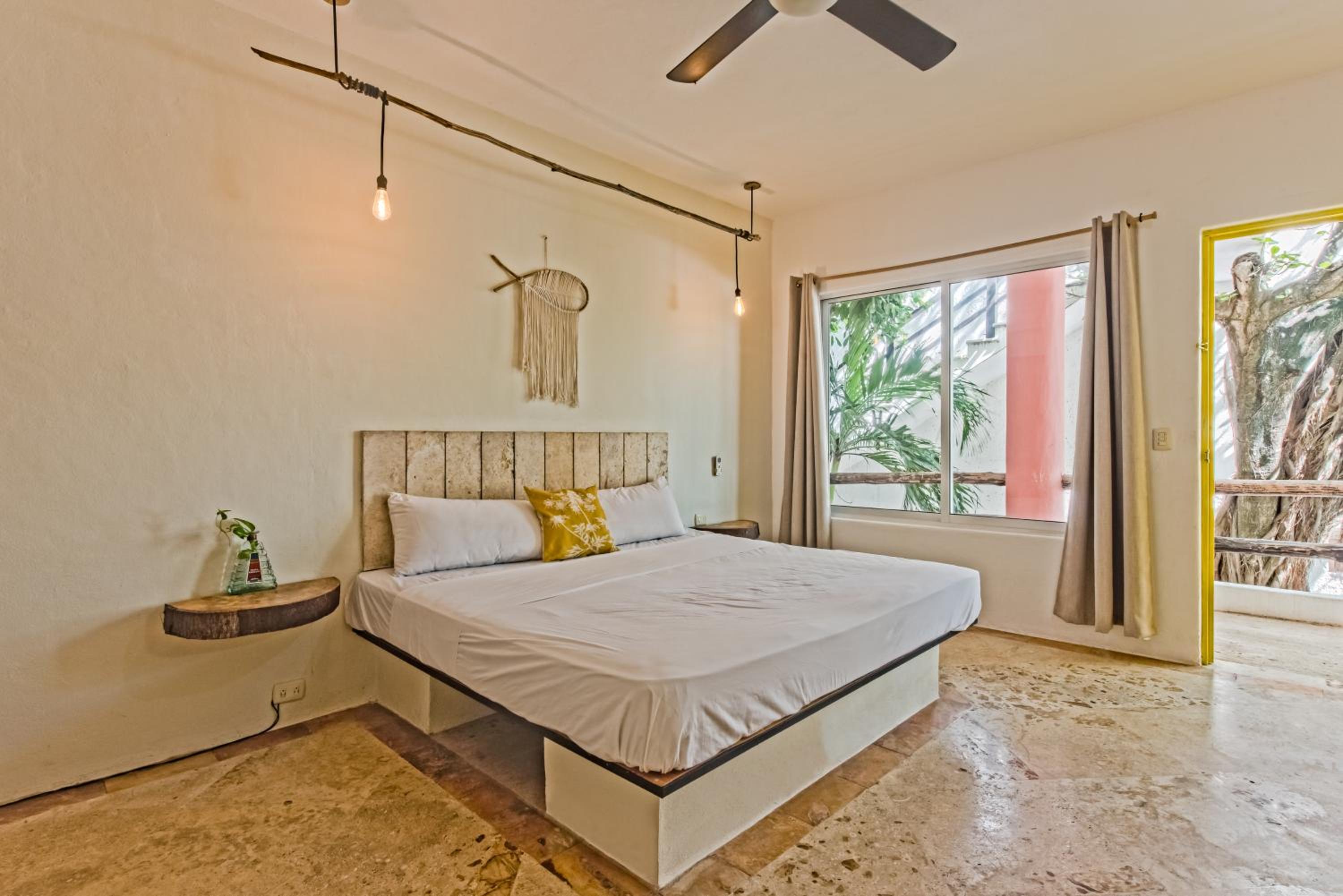 Standard Double Room - Photo 1