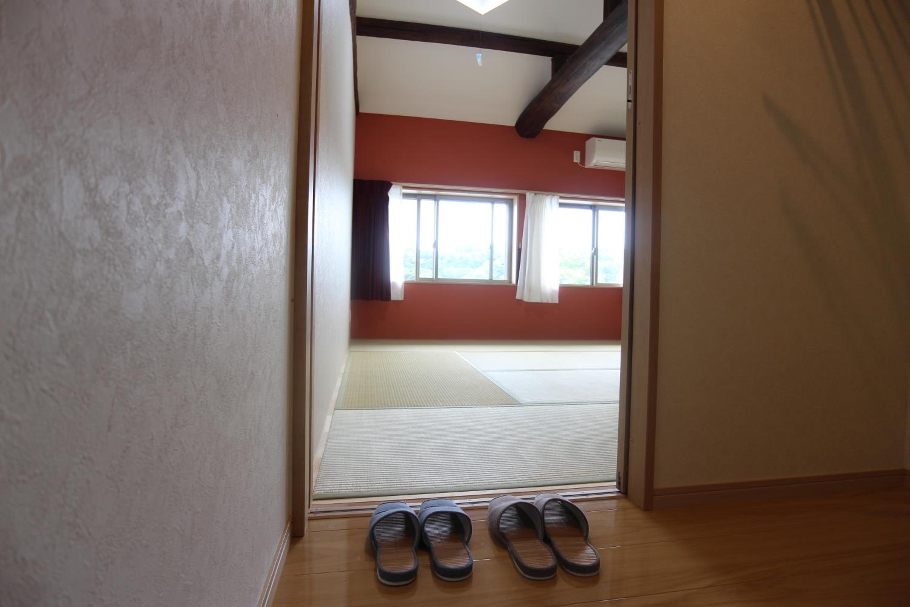 Three-Bedroom House - Photo 2