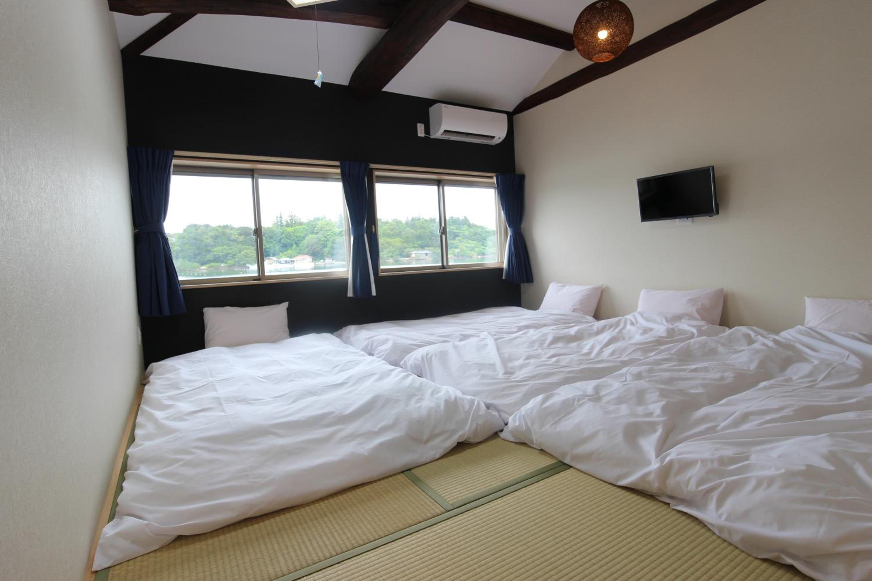 Three-Bedroom House - Photo 1