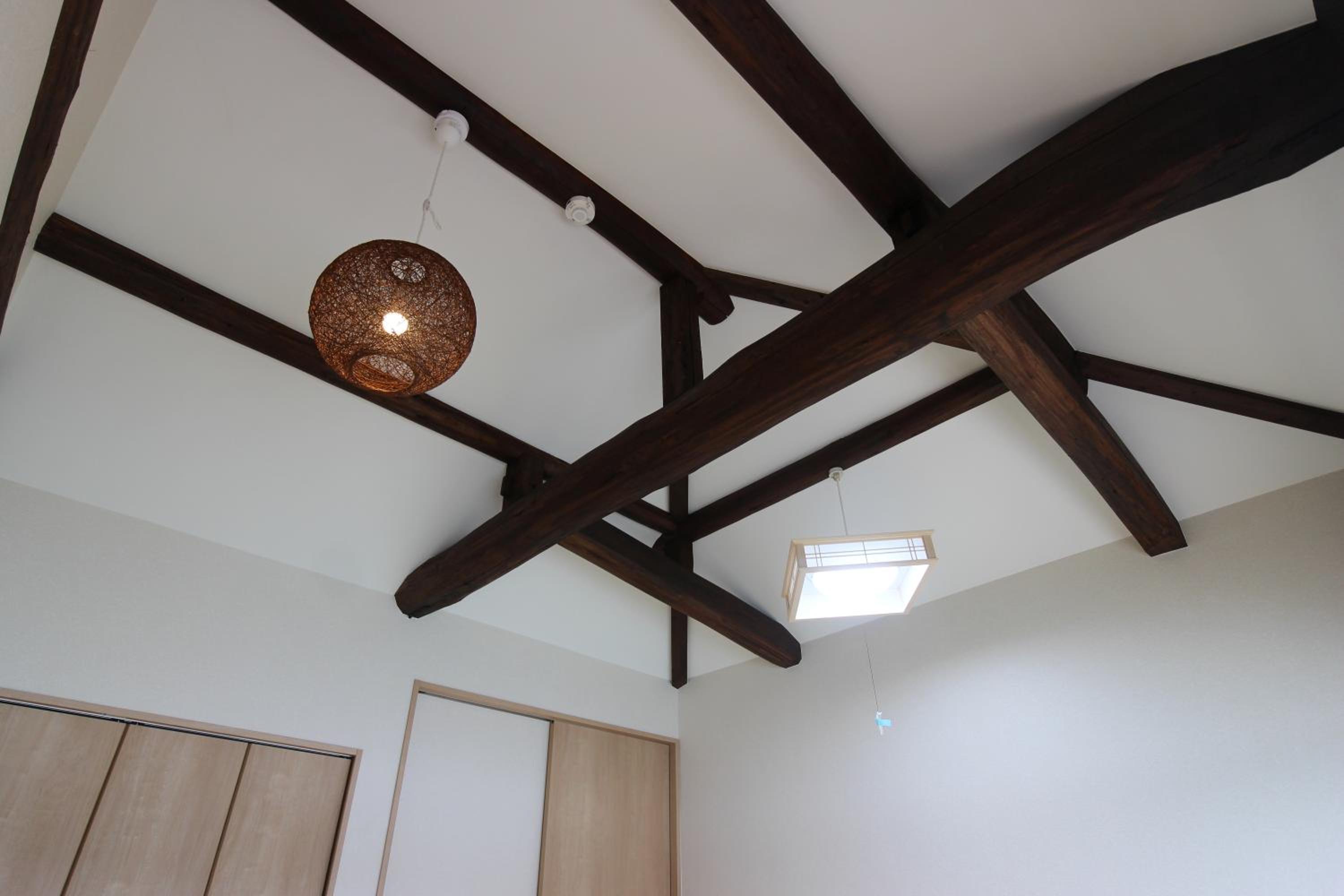 Three-Bedroom House - Photo 38