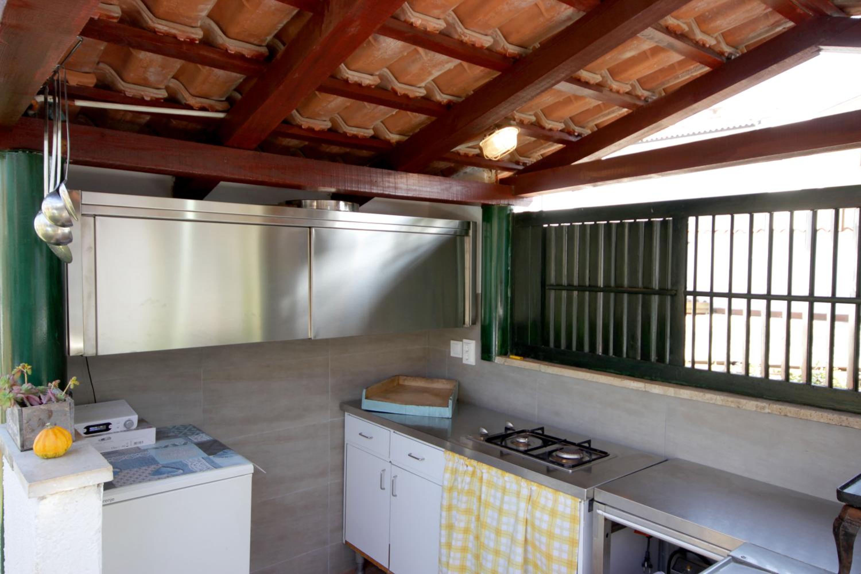 One-Bedroom Apartment - Photo 14