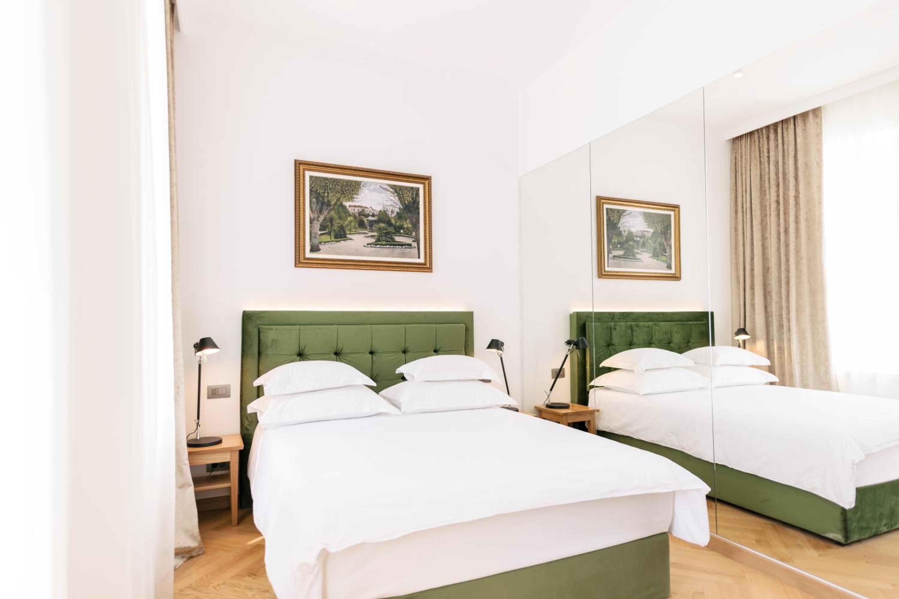 Superior Double or Twin Room - Photo 7