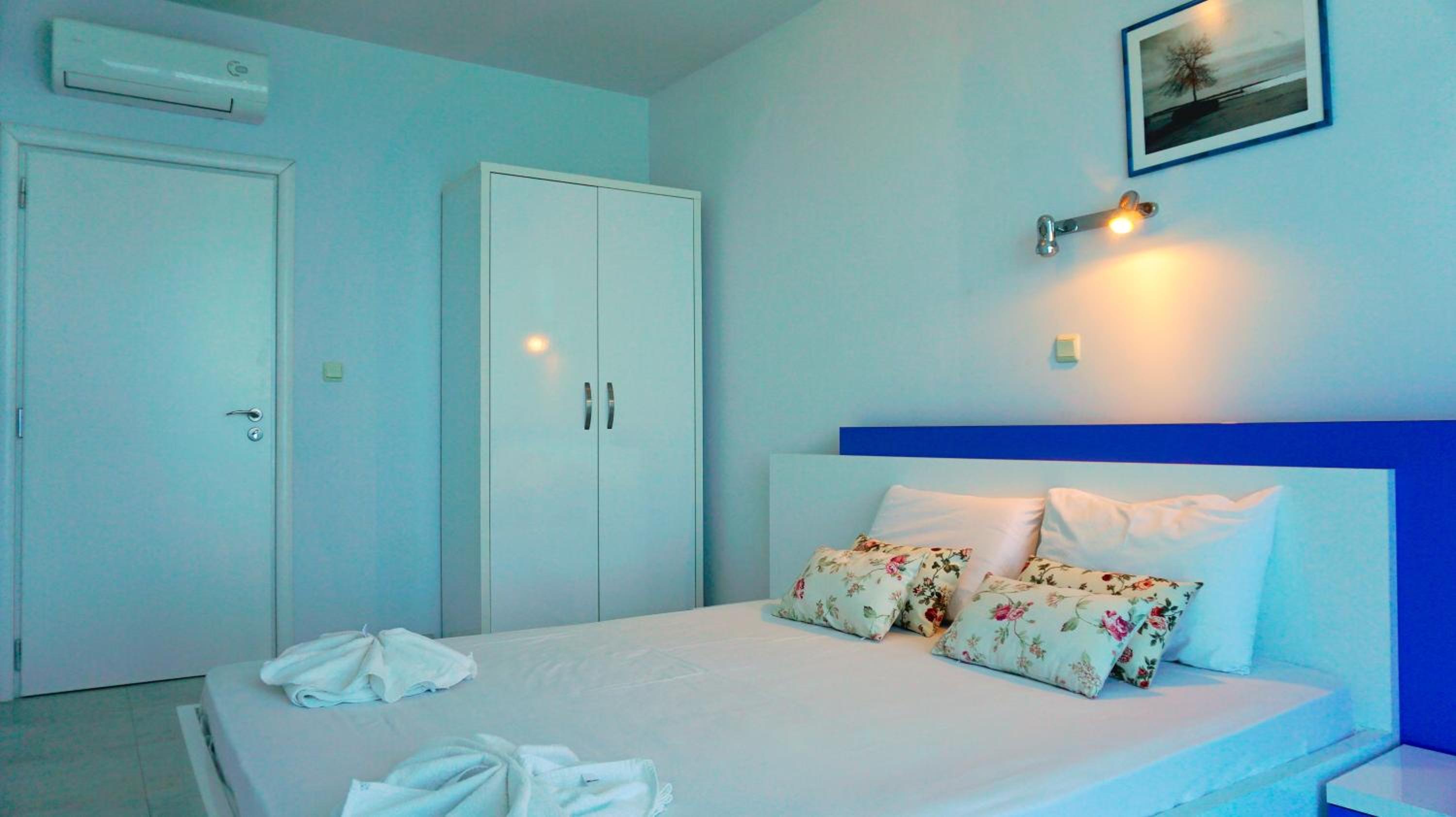 Apartment with Sea View photo 3
