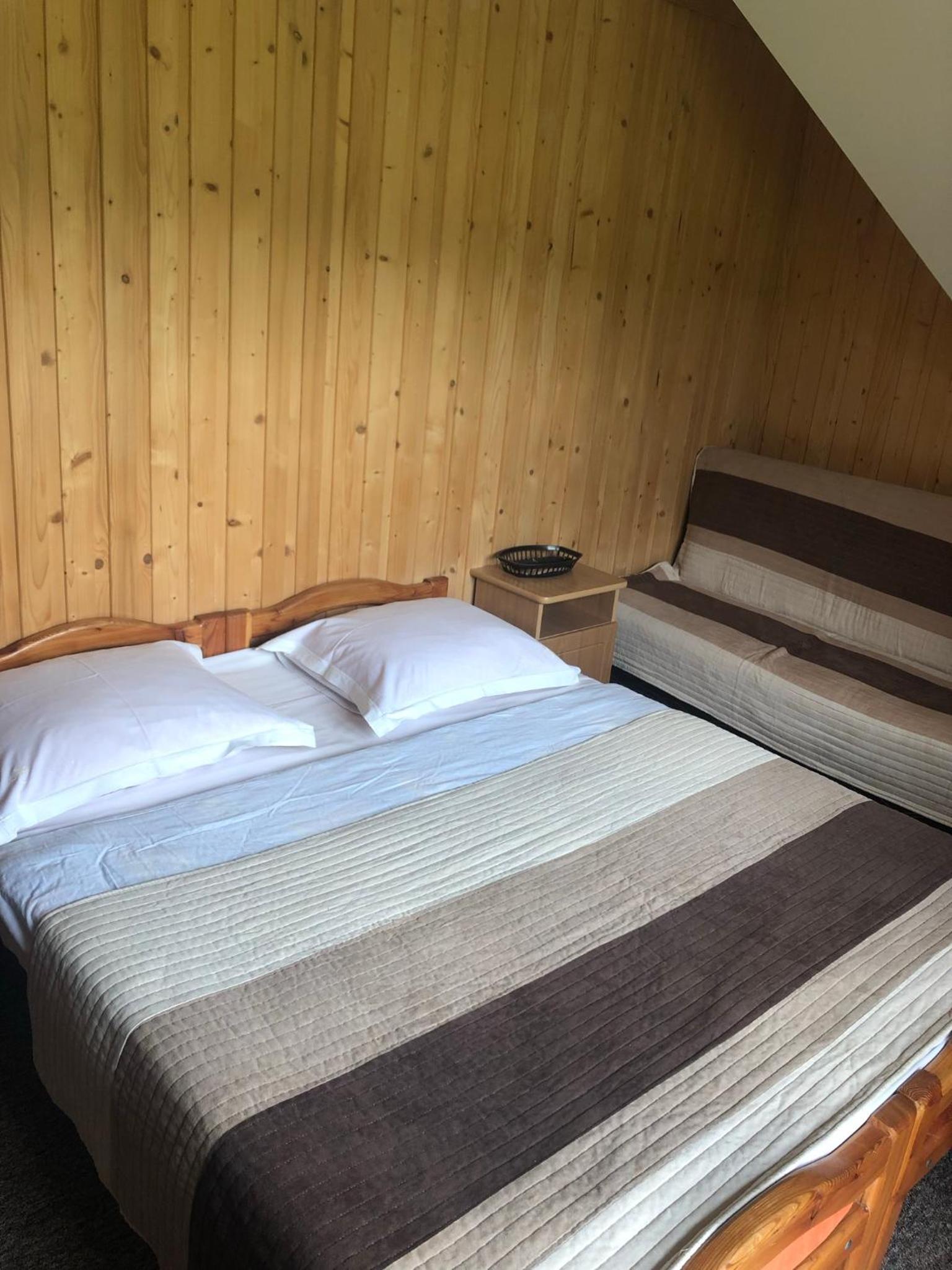 Triple Room with Bathroom - Photo 21