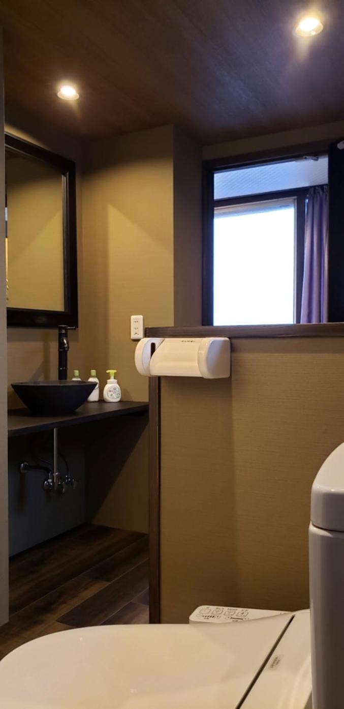 Twin Room with Shower photo 2