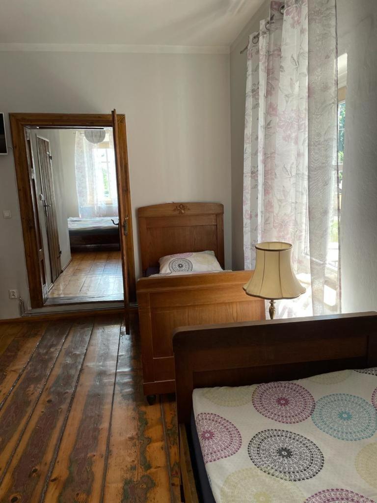 Family Room - Photo 2